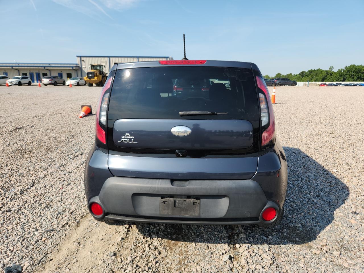 2015 Kia Soul + Blue vin: KNDJP3A52F7129675
