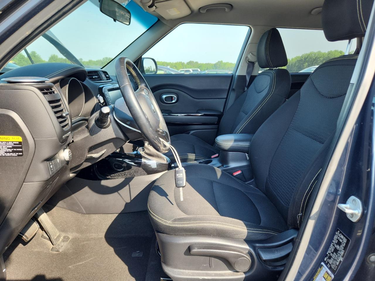 2015 Kia Soul + Blue vin: KNDJP3A52F7129675