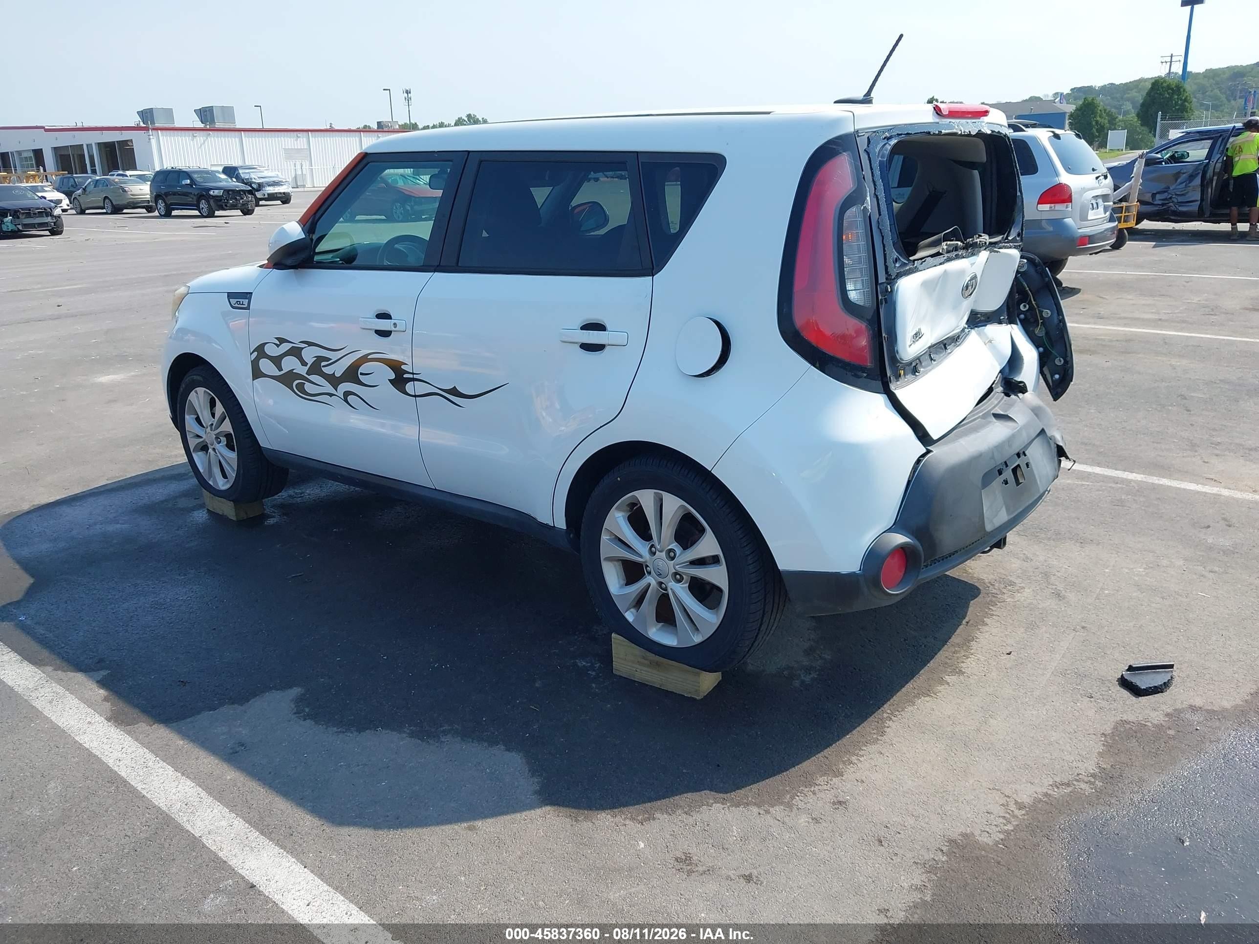 2015 Kia Soul + White vin: KNDJP3A52F7135279