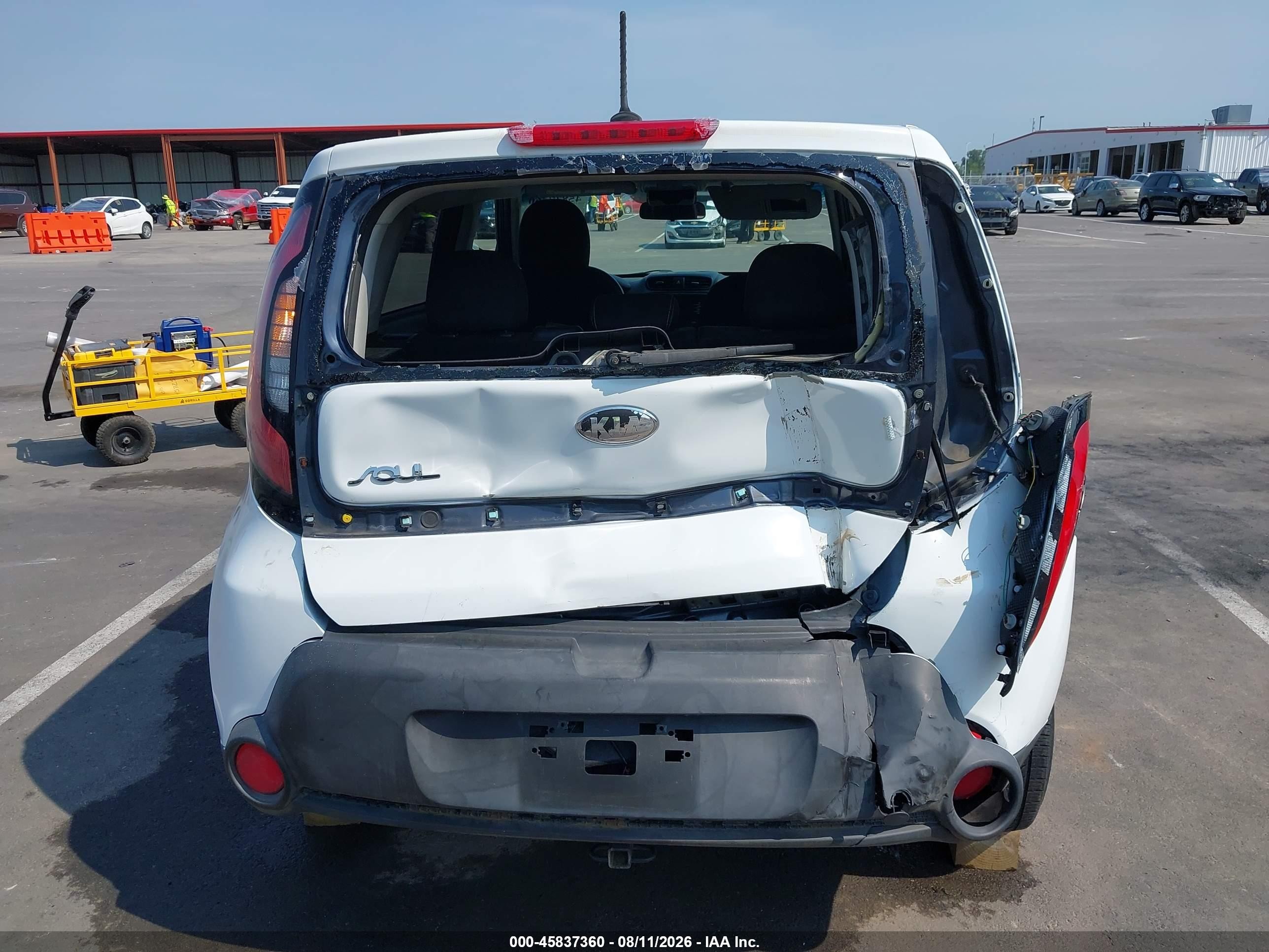 2015 Kia Soul + White vin: KNDJP3A52F7135279