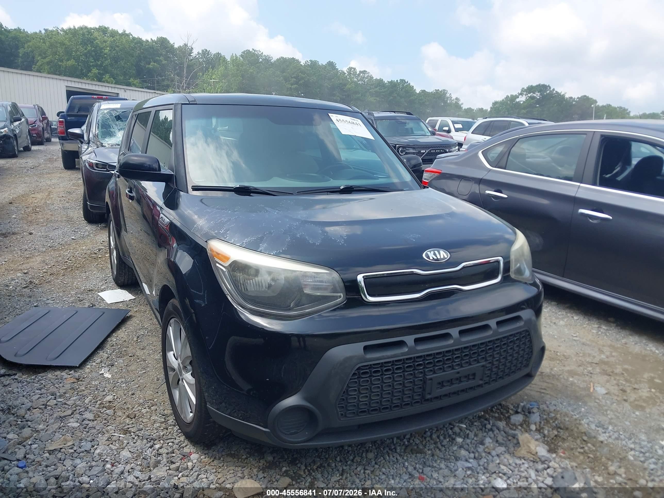 2015 Kia Soul + Black vin: KNDJP3A52F7184093