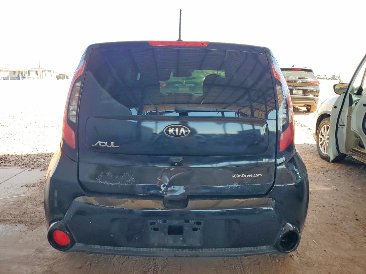 2015 Kia Soul + Black vin: KNDJP3A52F7187964