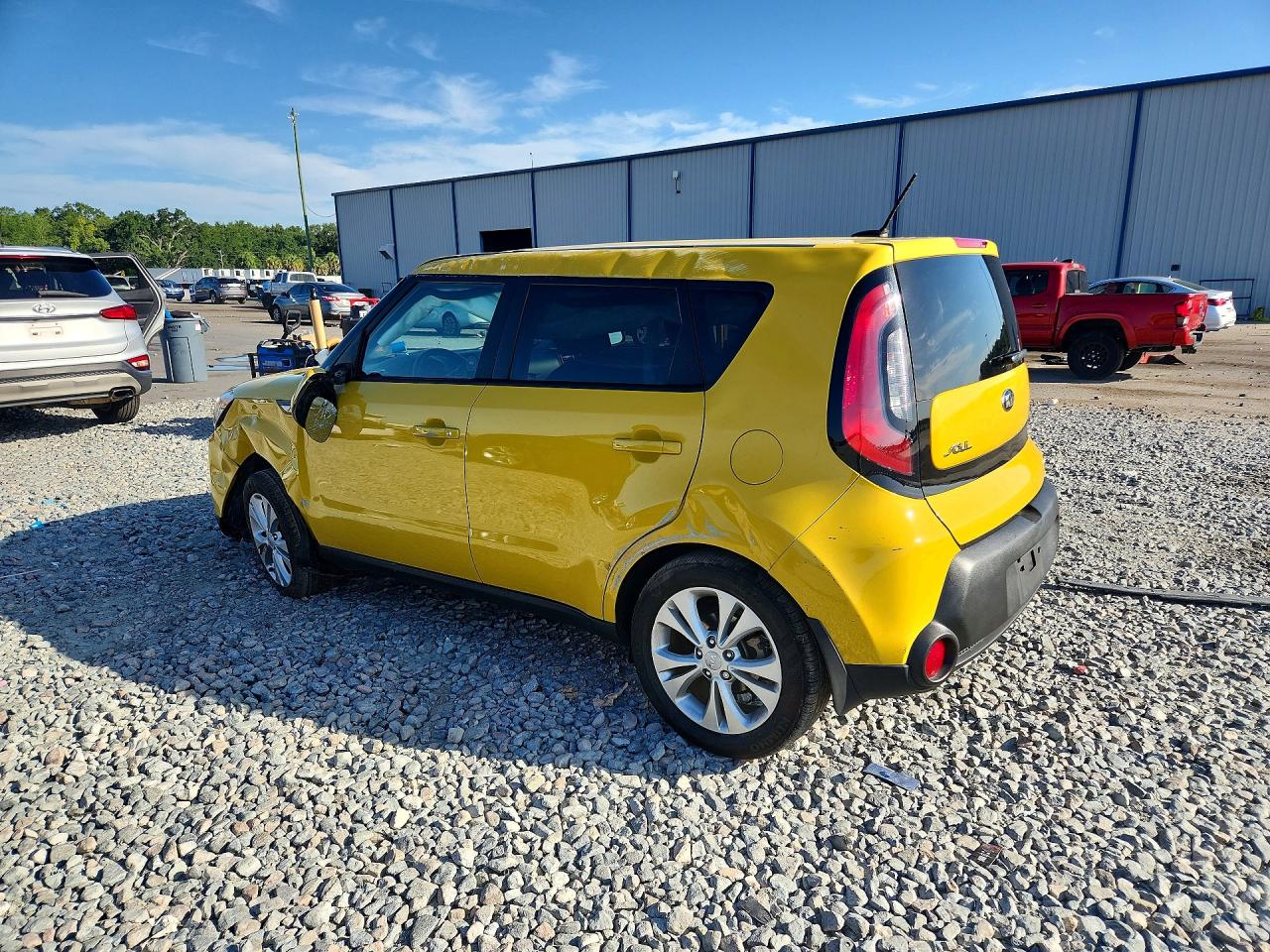 2015 Kia Soul + Yellow vin: KNDJP3A52F7194302