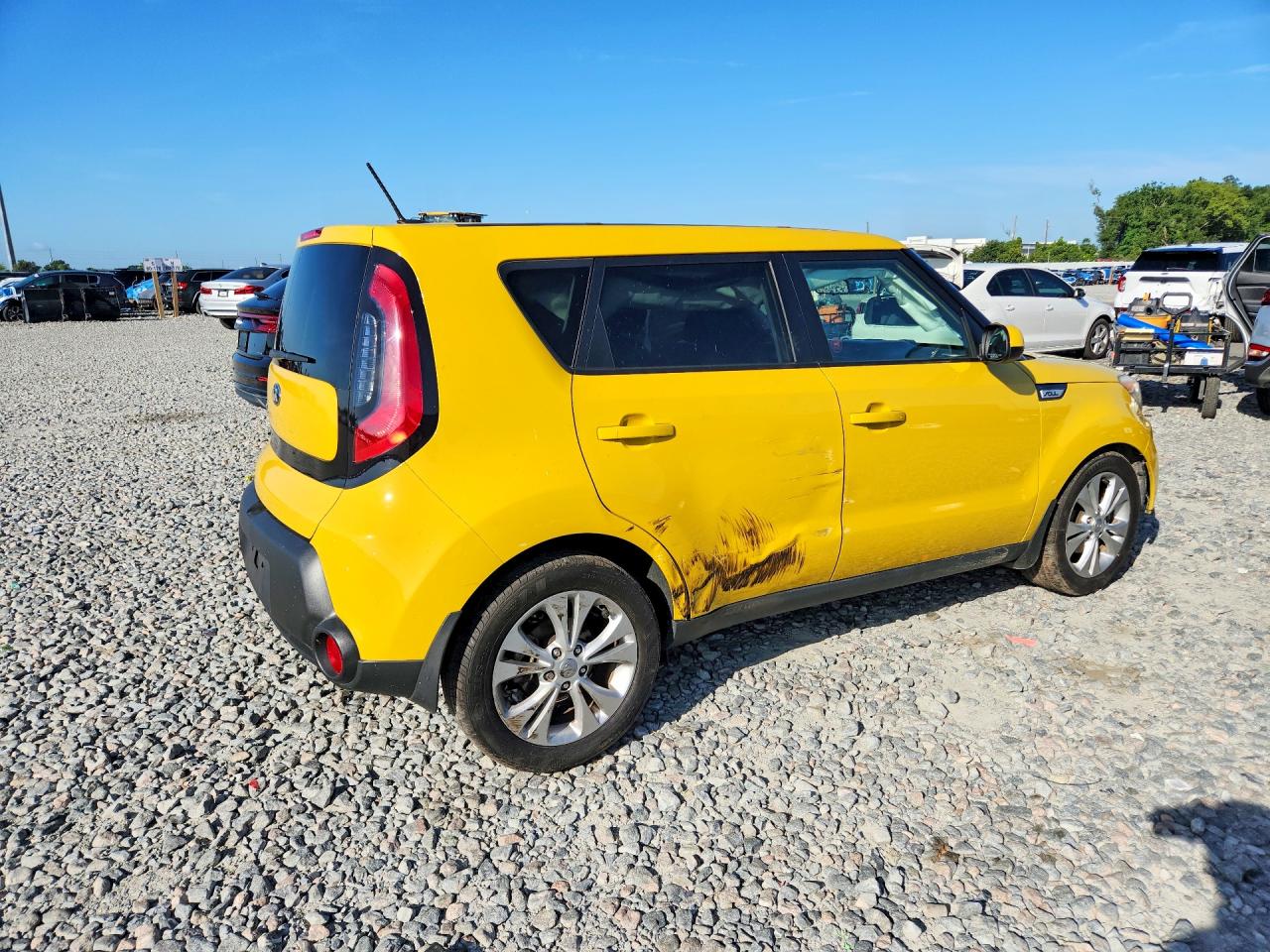 2015 Kia Soul + Yellow vin: KNDJP3A52F7194302