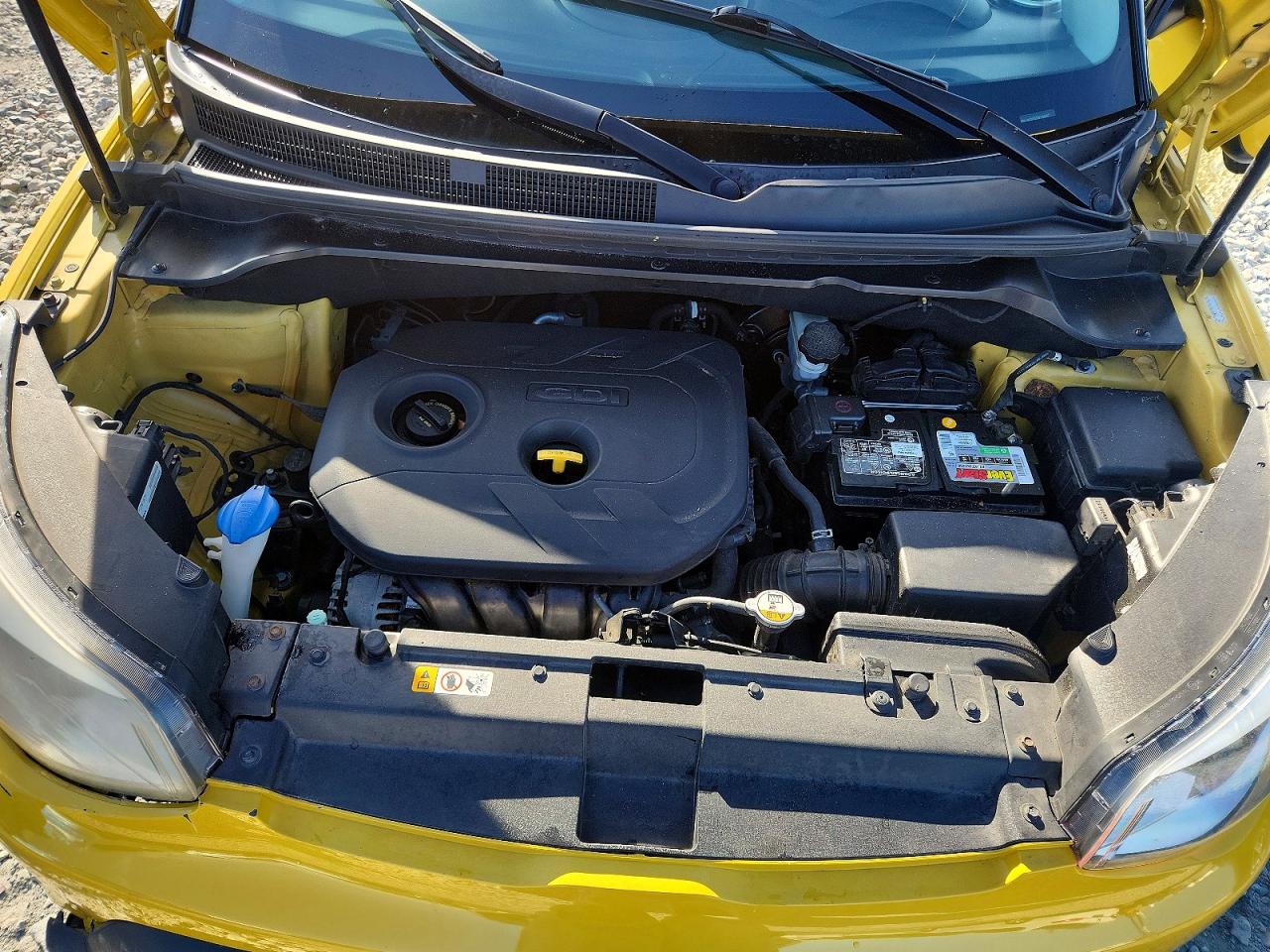 2015 Kia Soul + Yellow vin: KNDJP3A52F7194302