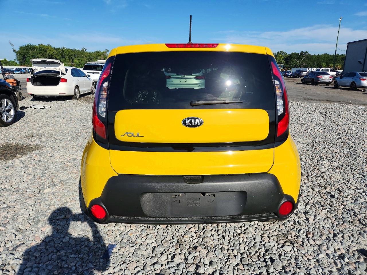 2015 Kia Soul + Yellow vin: KNDJP3A52F7194302