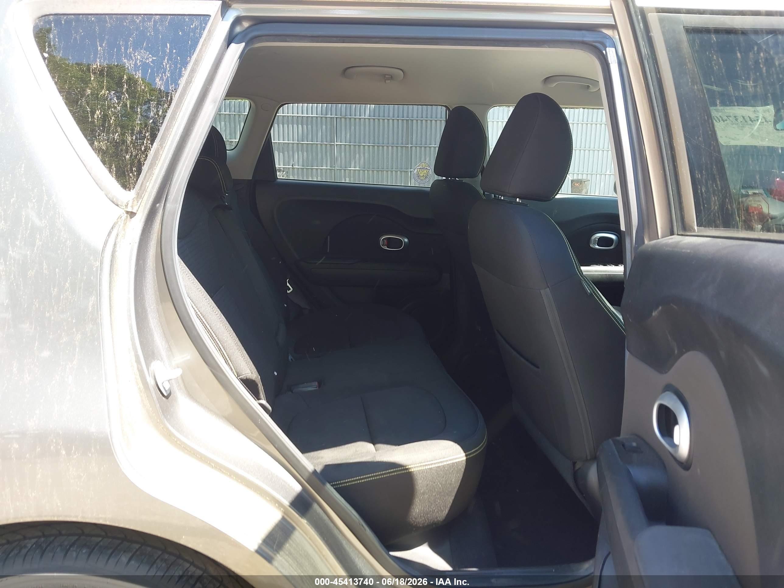 2015 Kia Soul + Gray vin: KNDJP3A52F7209963