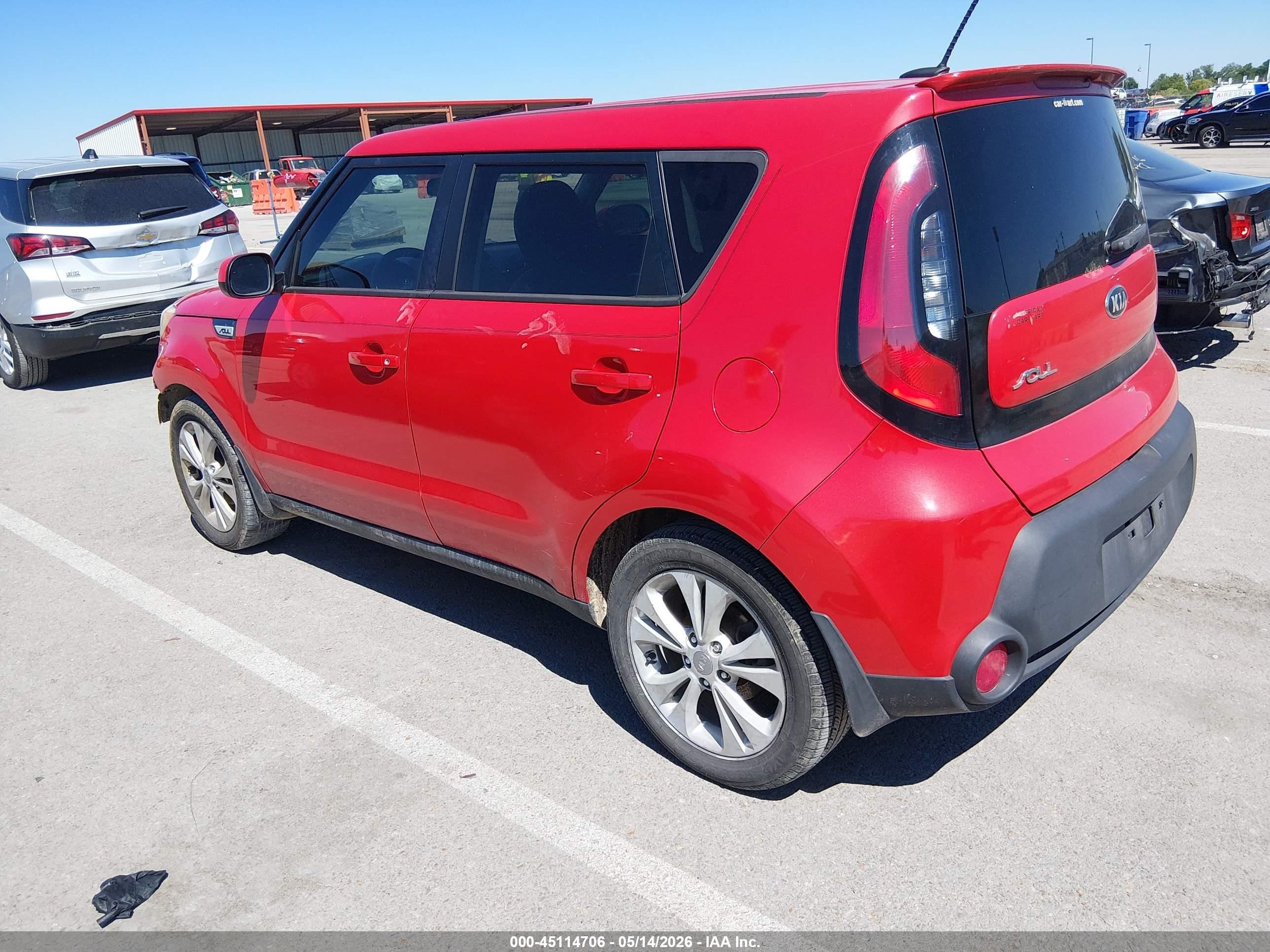 2015 Kia Soul + Red vin: KNDJP3A52F7751208
