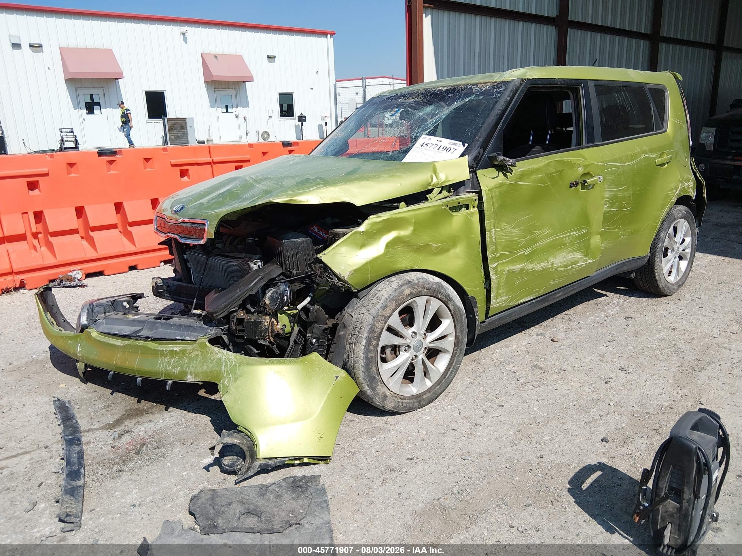 2015 Kia Soul + Green vin: KNDJP3A52F7756988
