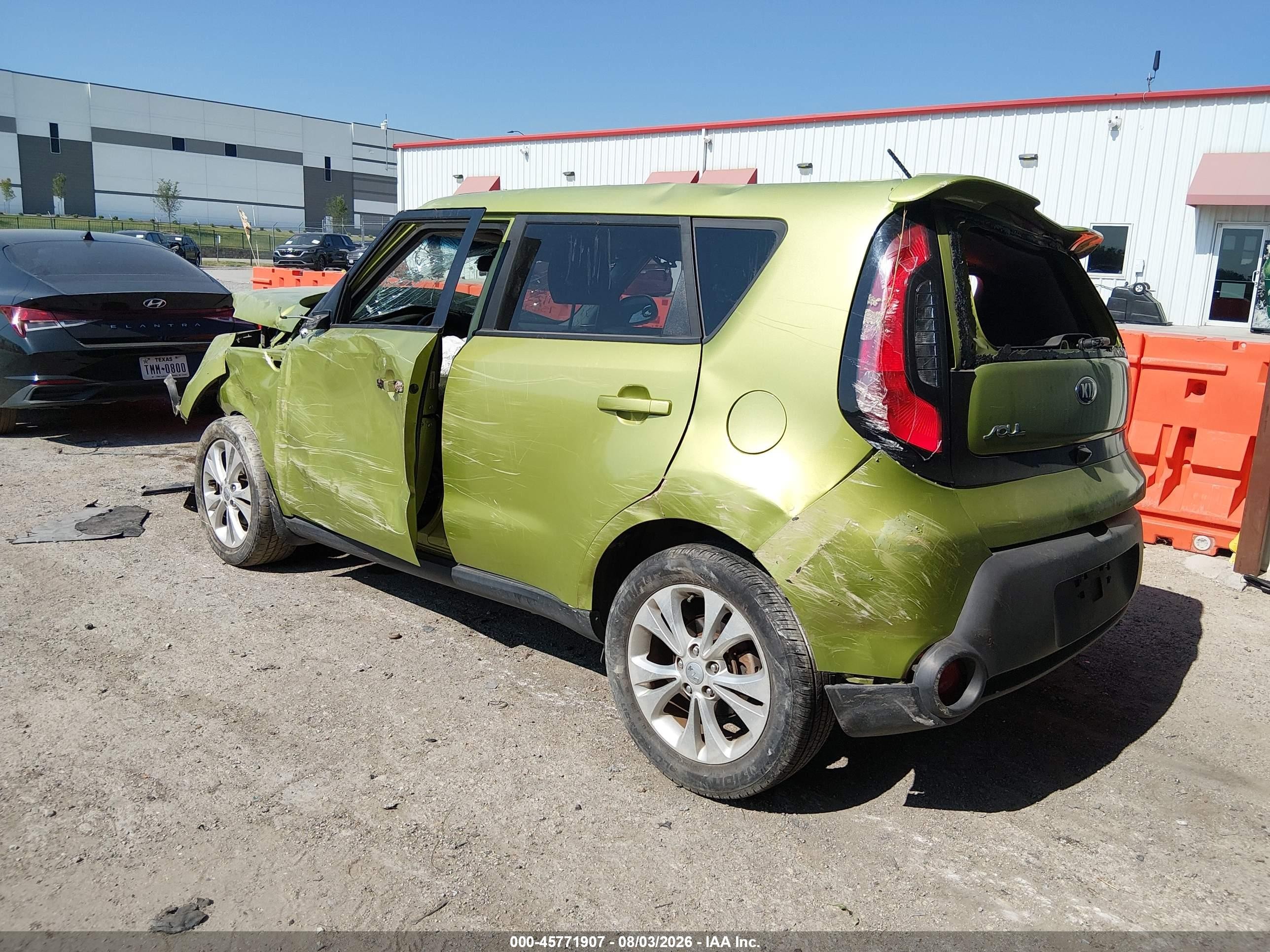 2015 Kia Soul + Green vin: KNDJP3A52F7756988