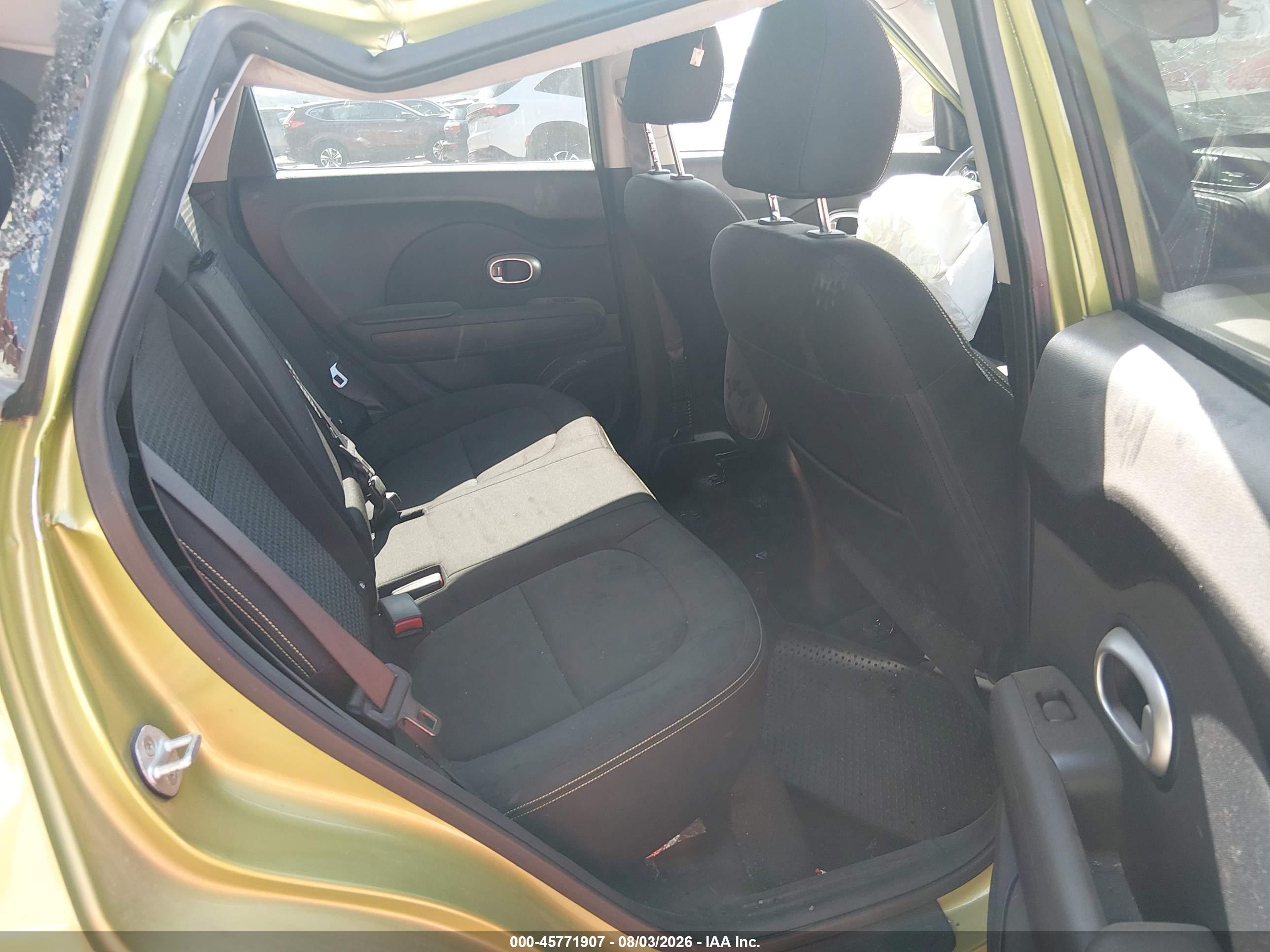 2015 Kia Soul + Green vin: KNDJP3A52F7756988