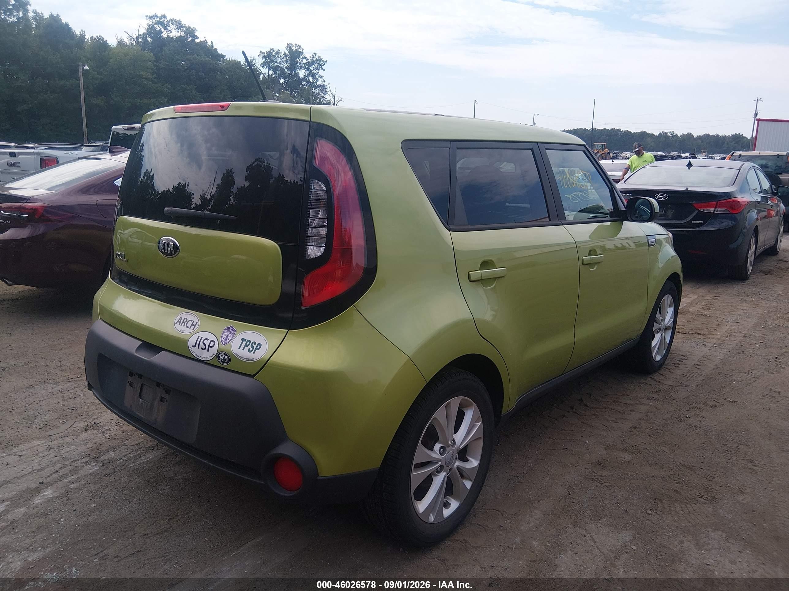 2015 Kia Soul + Green vin: KNDJP3A52F7762726