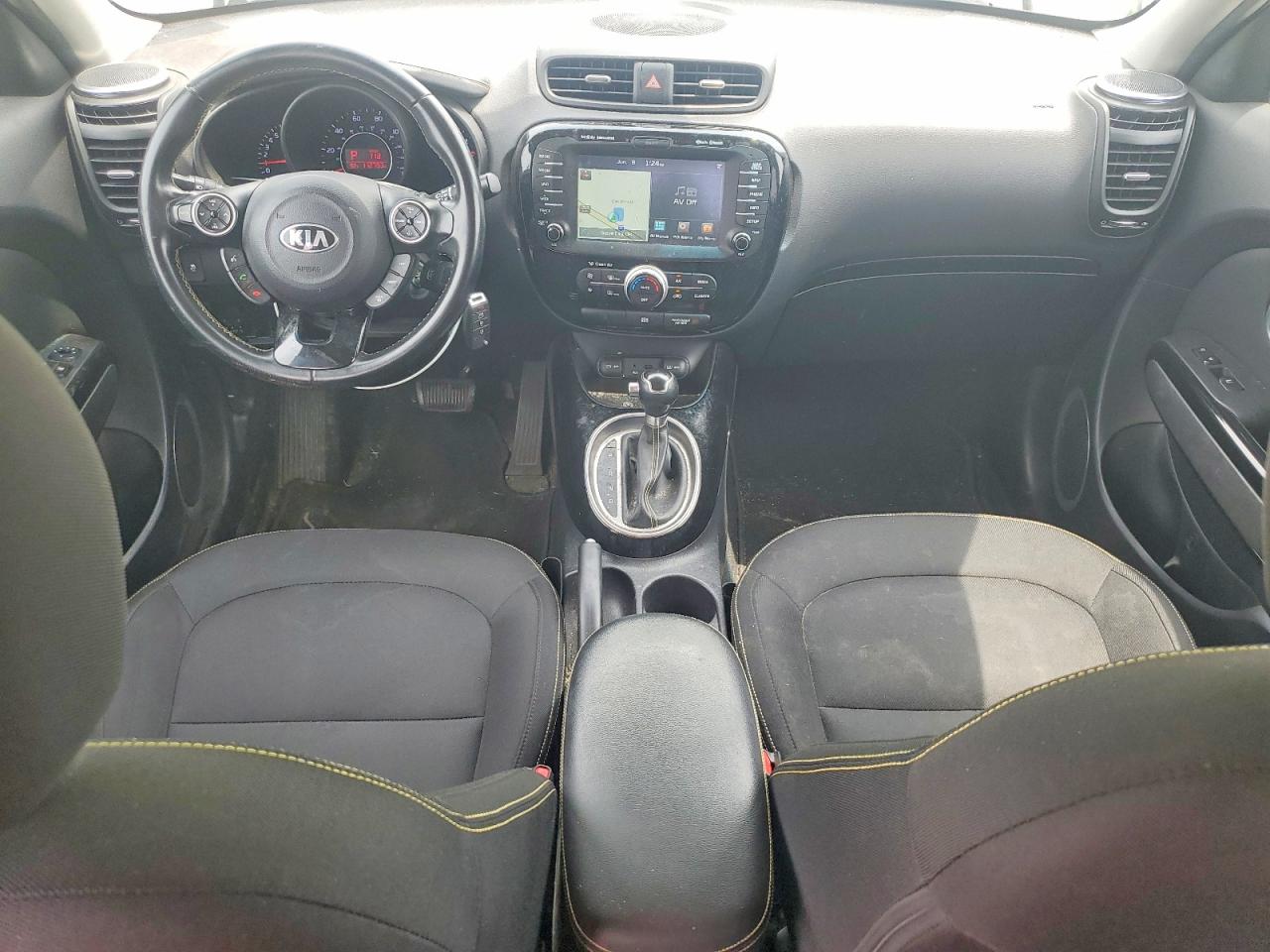2015 Kia Soul + Green vin: KNDJP3A52F7764895
