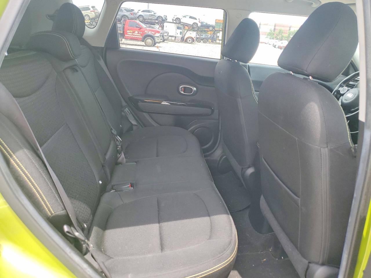 2015 Kia Soul + Green vin: KNDJP3A52F7764895