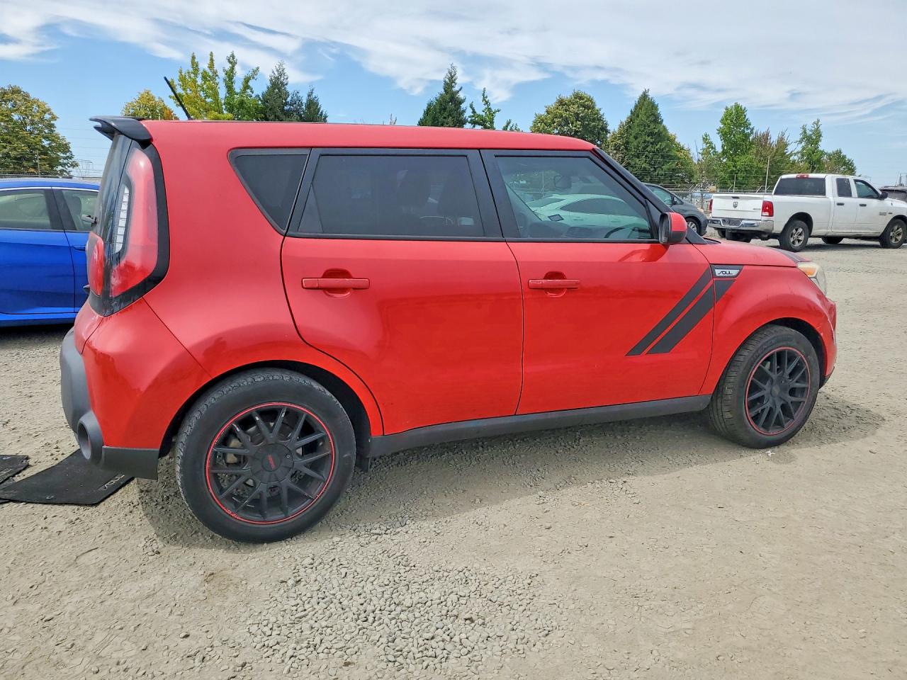 2015 Kia Soul + Red vin: KNDJP3A52F7781079