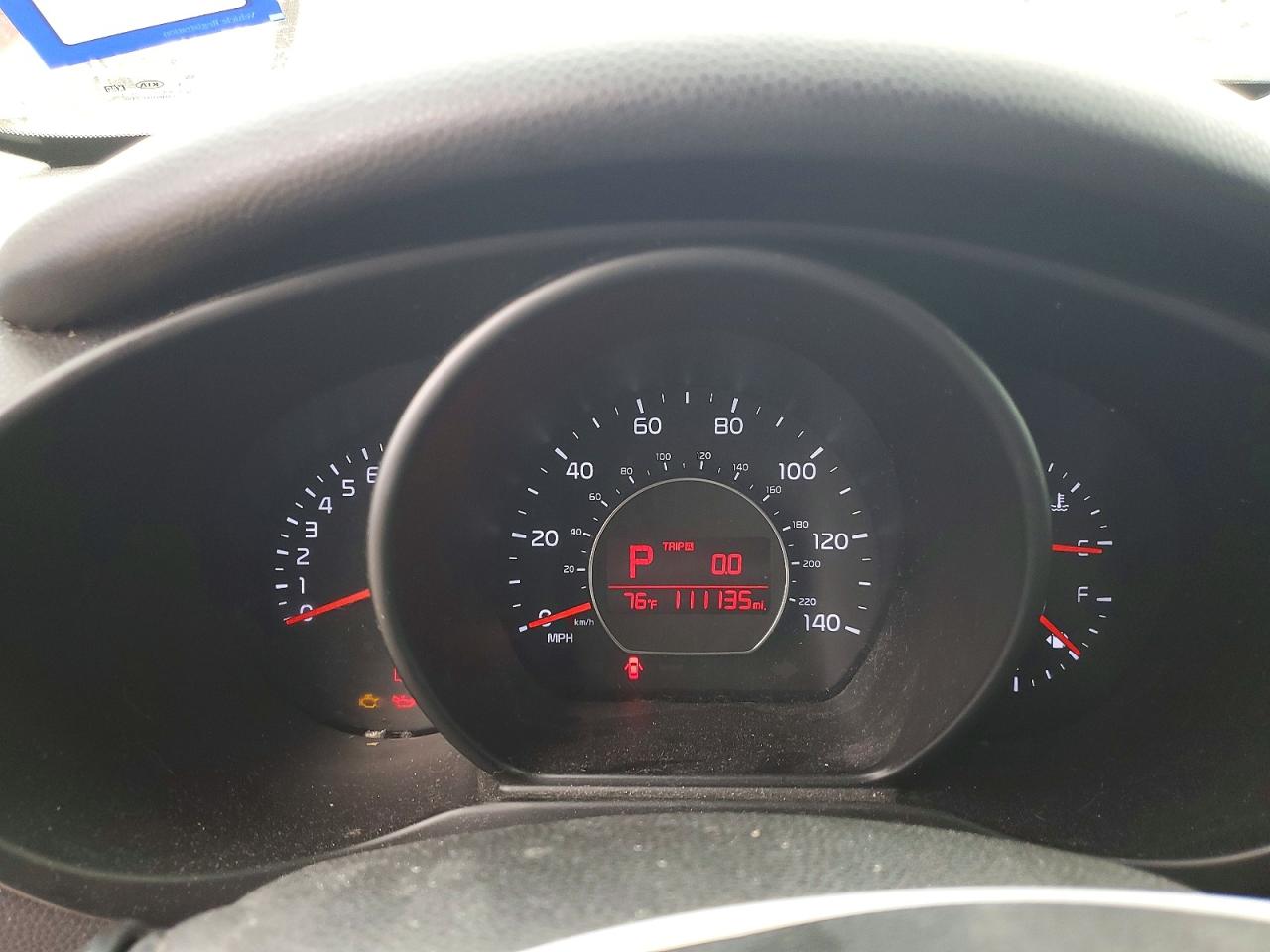 2015 Kia Soul + Red vin: KNDJP3A52F7781079