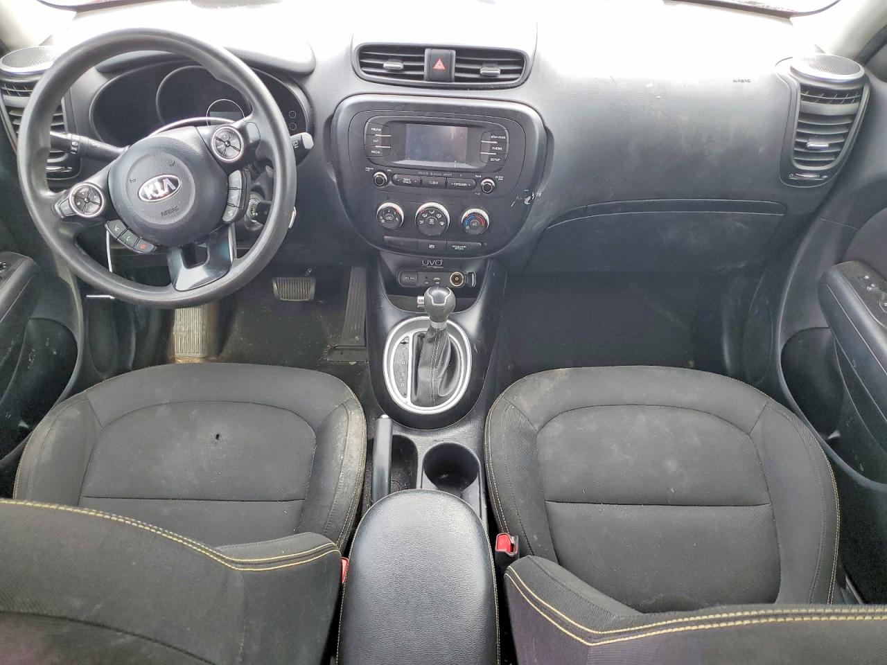 2015 Kia Soul + Red vin: KNDJP3A52F7781079