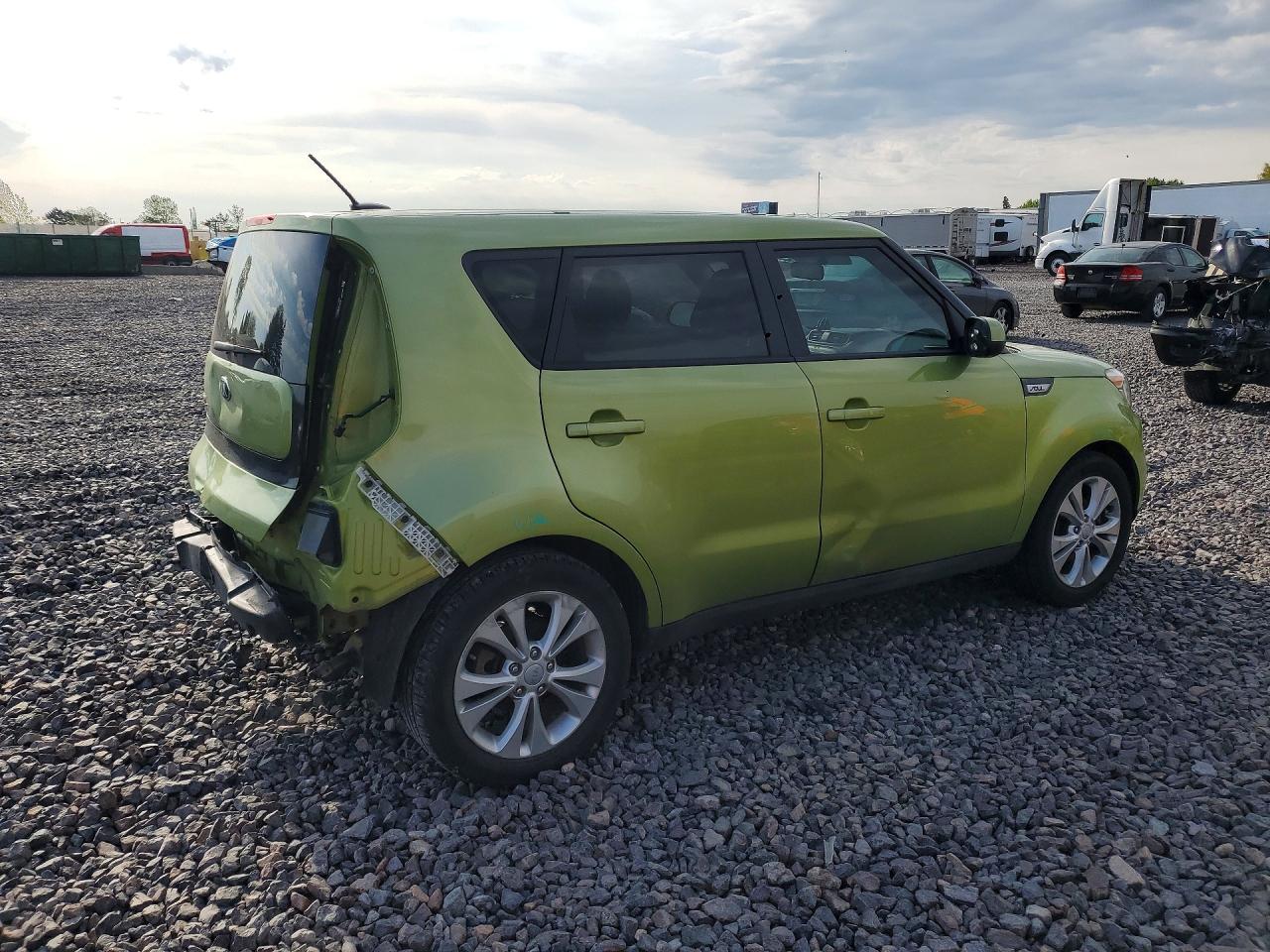 2015 Kia Soul + Green vin: KNDJP3A52F7787836