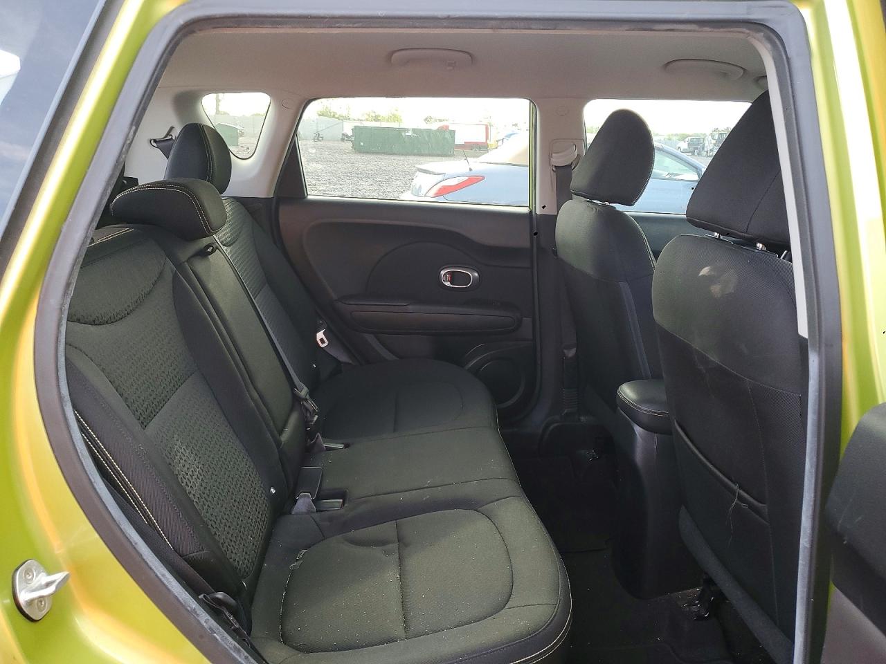 2015 Kia Soul + Green vin: KNDJP3A52F7787836