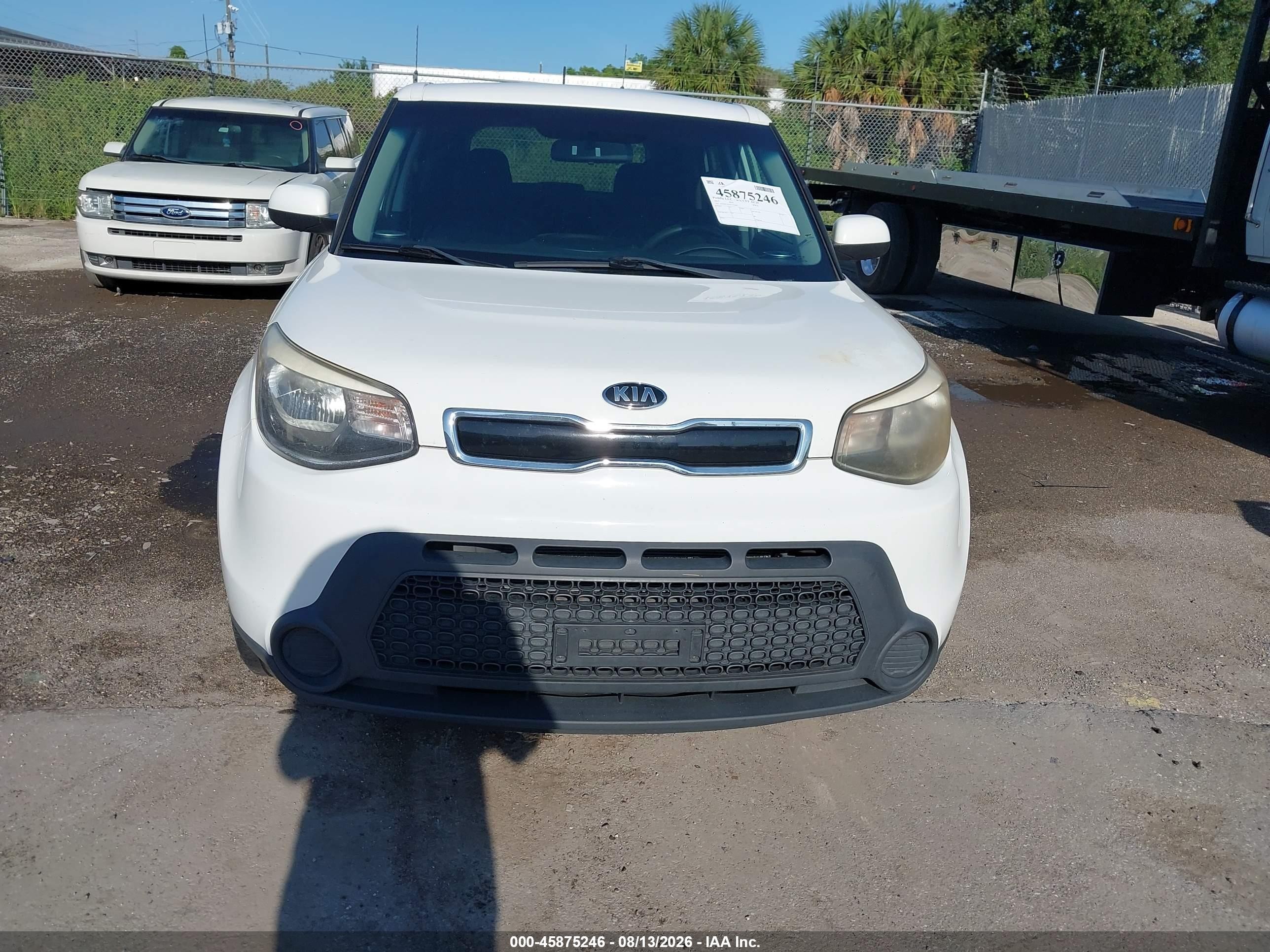 2015 Kia Soul + White vin: KNDJP3A52F7793698