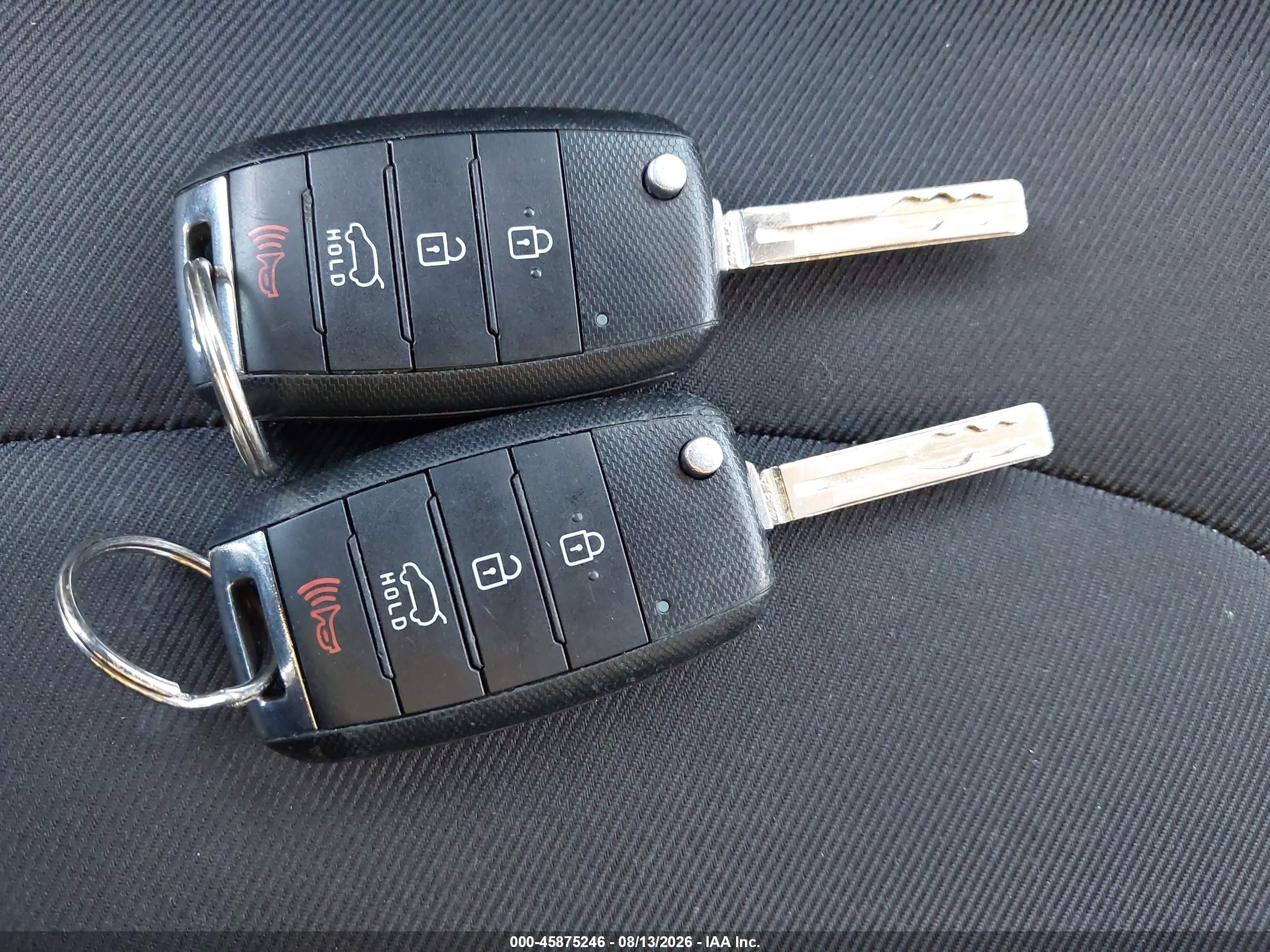 2015 Kia Soul + White vin: KNDJP3A52F7793698