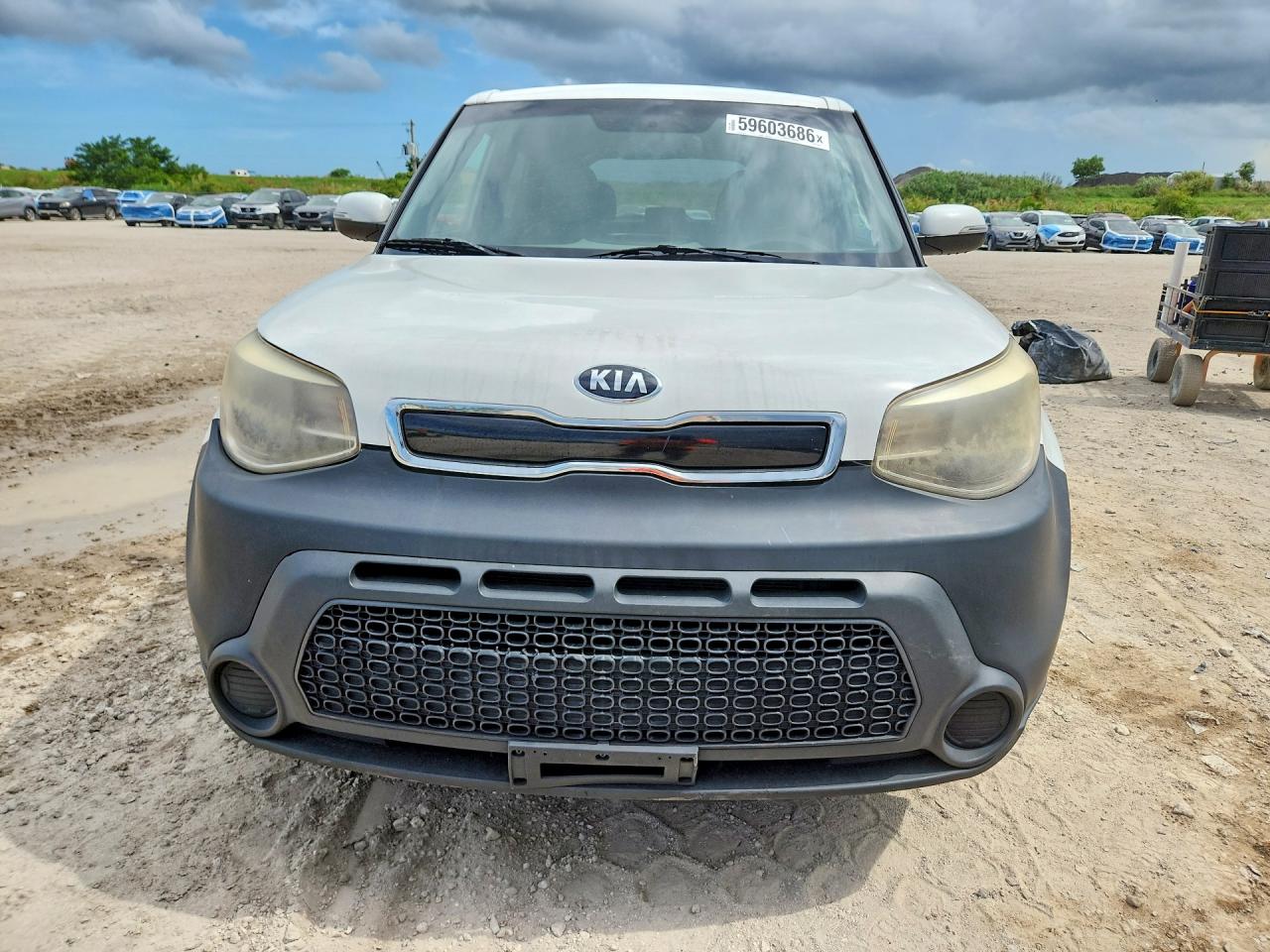 2014 Kia Soul + White vin: KNDJP3A53E7043418