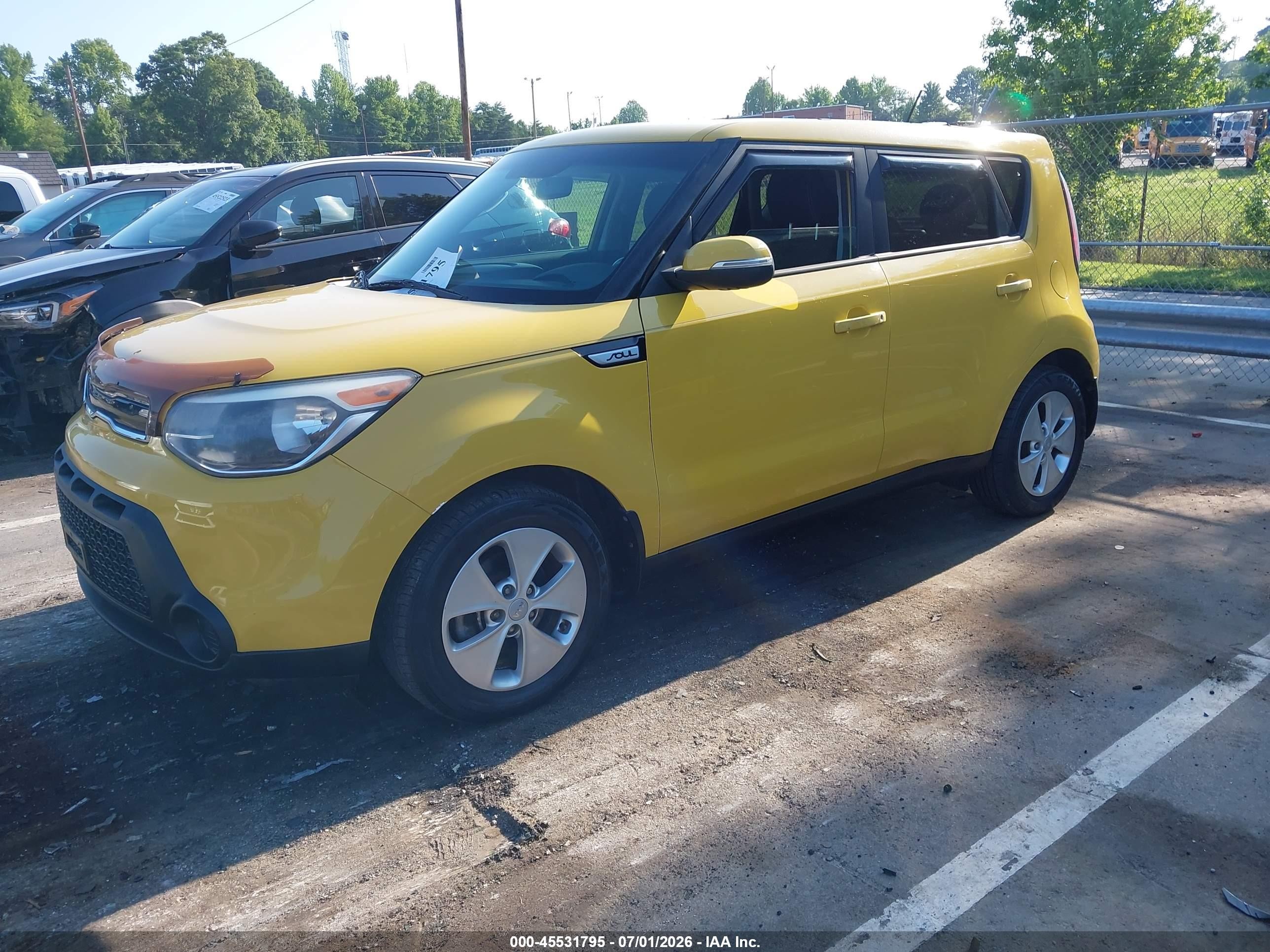 2014 Kia Soul + Yellow vin: KNDJP3A53E7046884