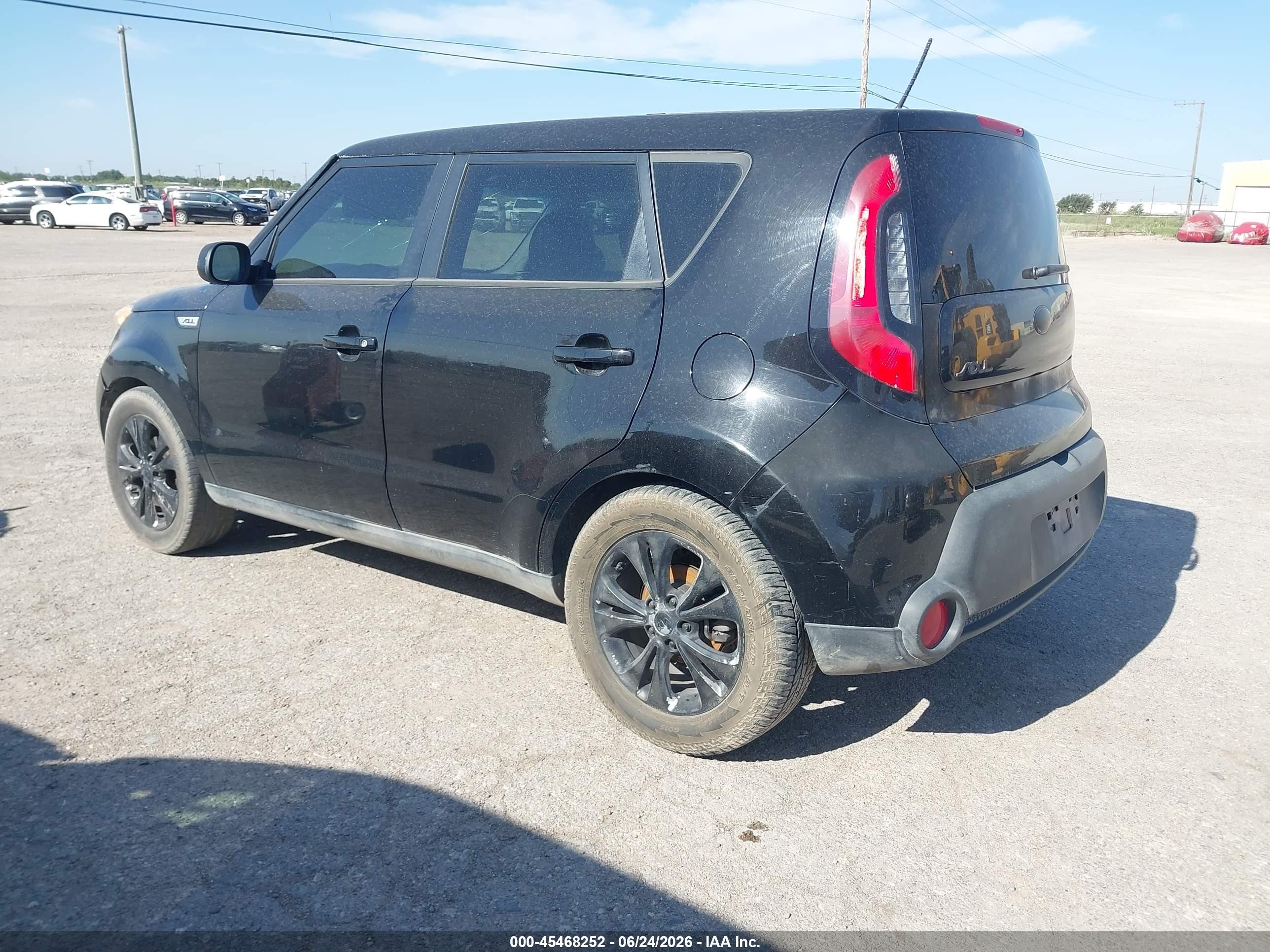 2015 Kia Soul + Black vin: KNDJP3A53F7118832