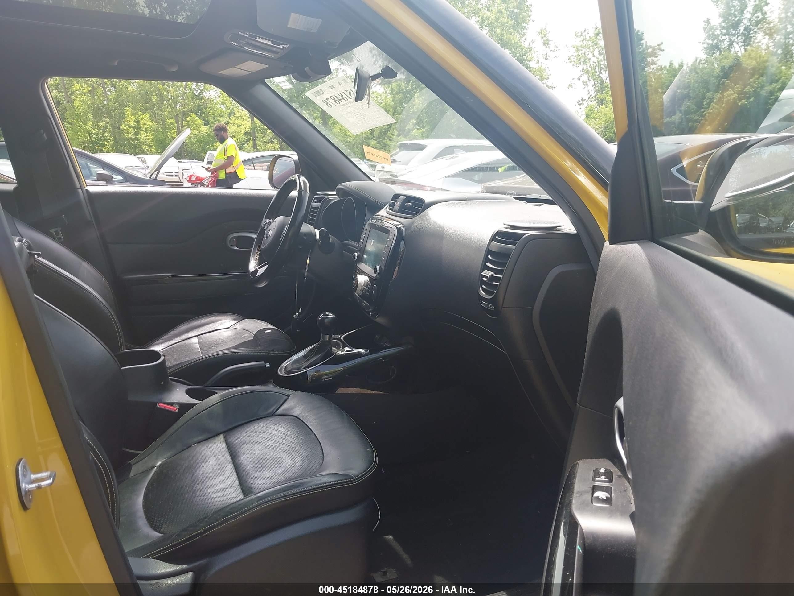 2015 Kia Soul + Yellow vin: KNDJP3A53F7147649
