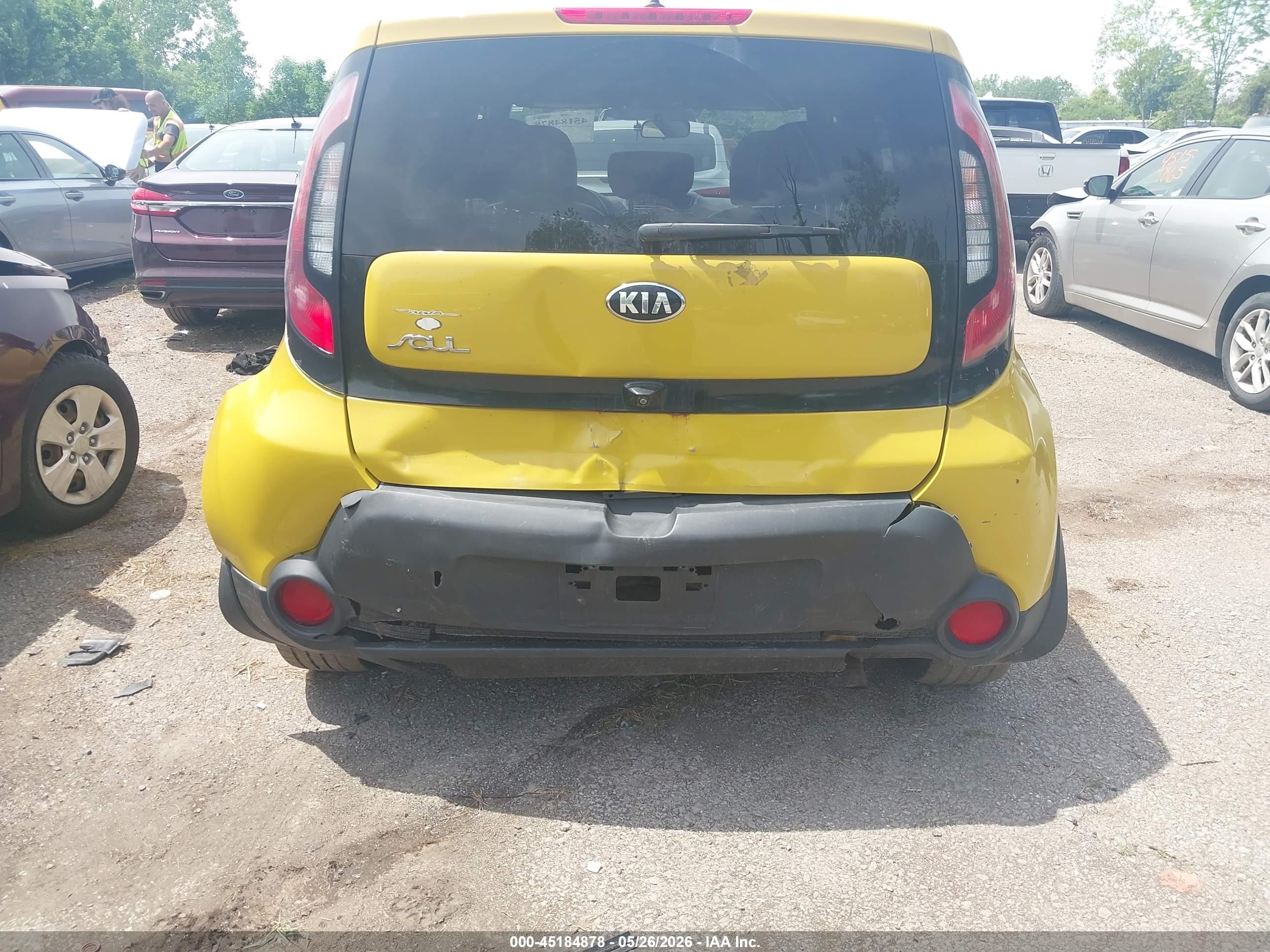 2015 Kia Soul + Yellow vin: KNDJP3A53F7147649