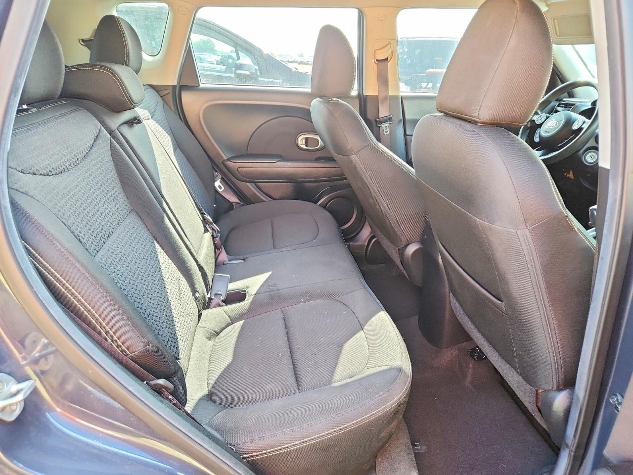 2015 Kia Soul + Blue vin: KNDJP3A53F7150759