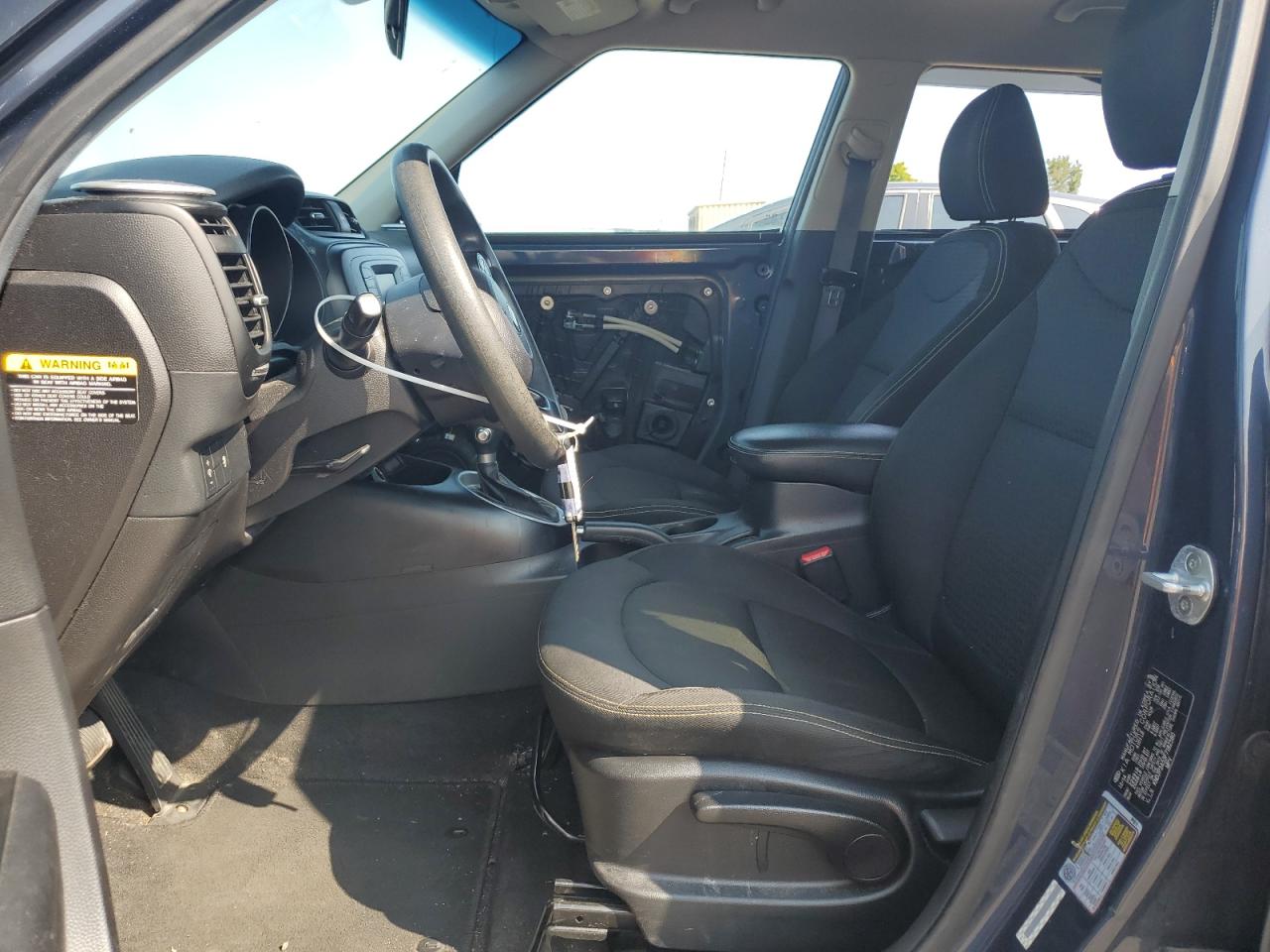 2015 Kia Soul + Blue vin: KNDJP3A53F7182580