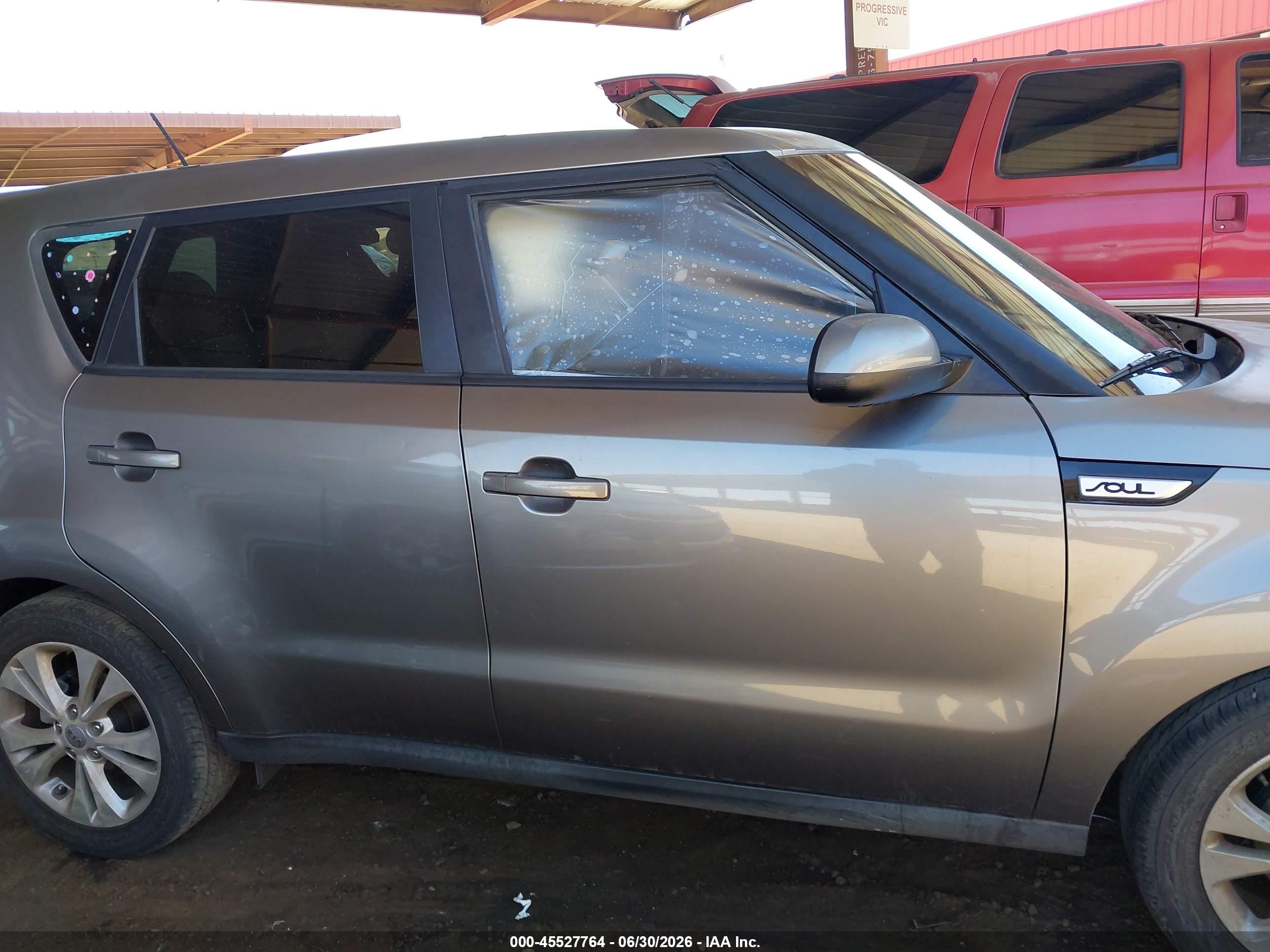 2015 Kia Soul + Gray vin: KNDJP3A53F7184572