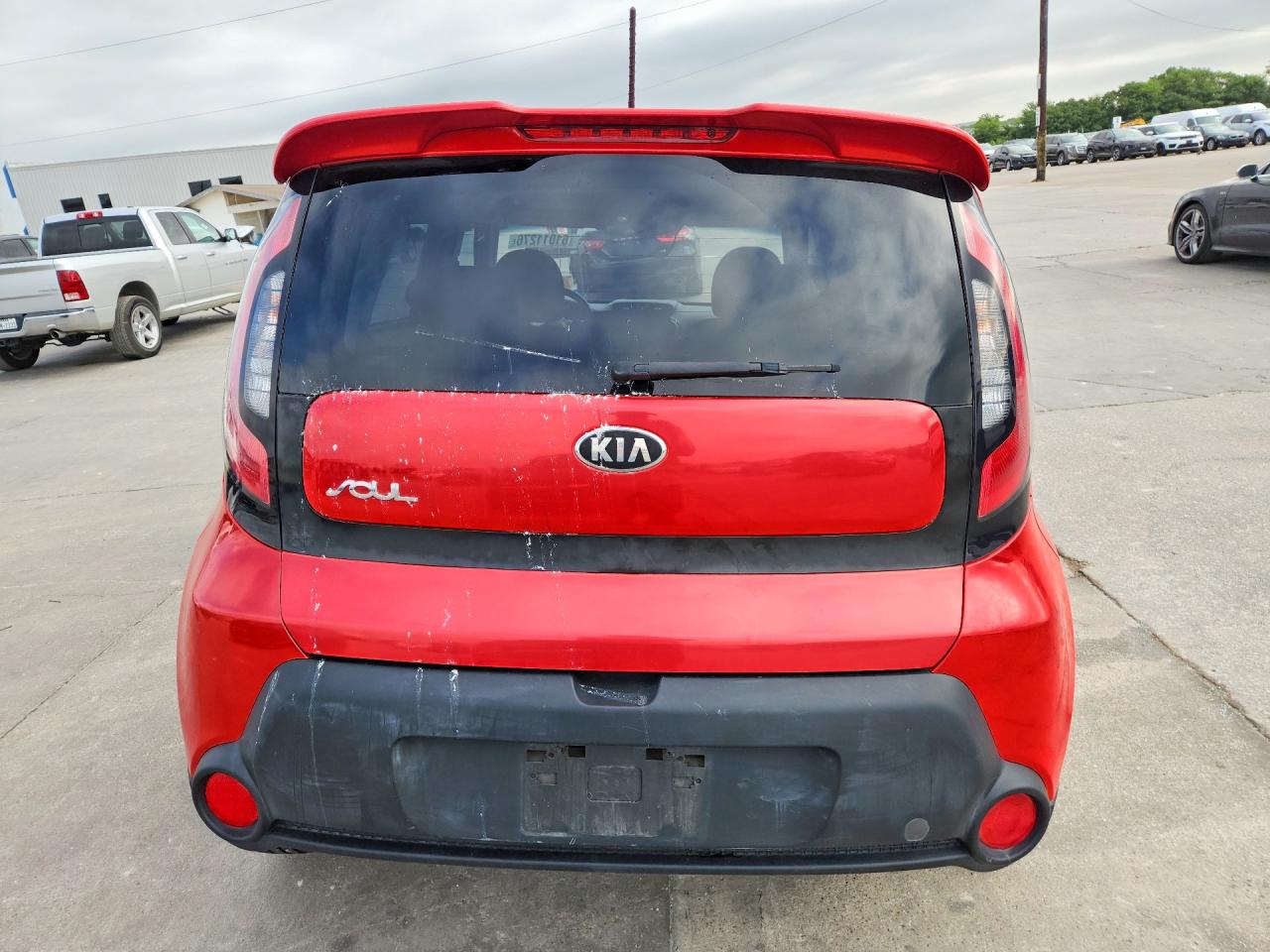 2015 Kia Soul + Red vin: KNDJP3A53F7751413