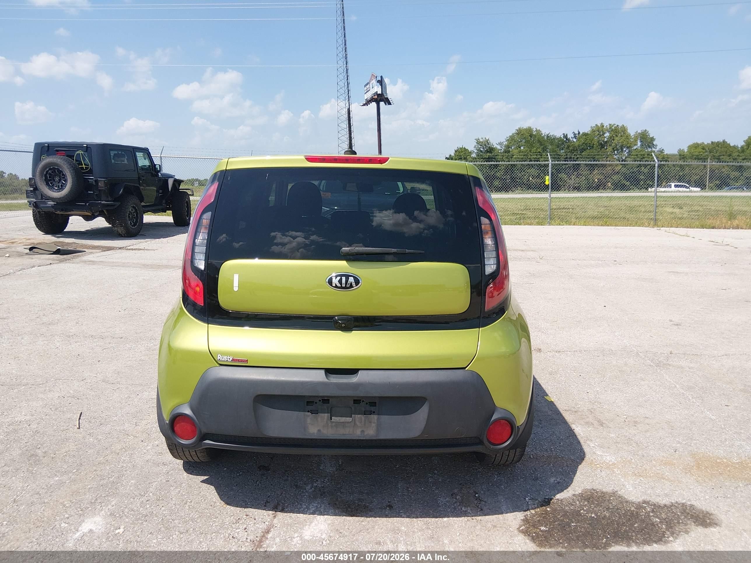2015 Kia Soul + Green vin: KNDJP3A53F7758197