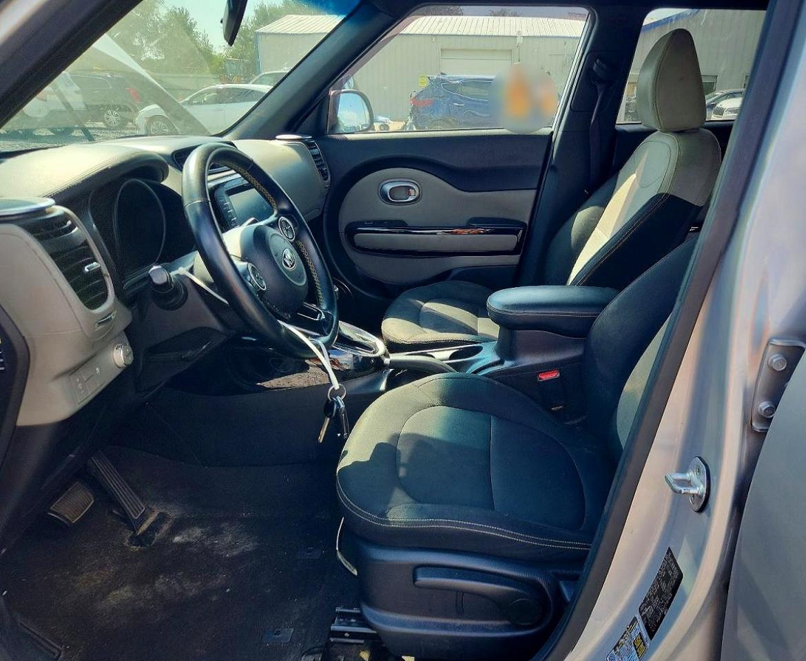 2015 Kia Soul + Silver vin: KNDJP3A53F7769426