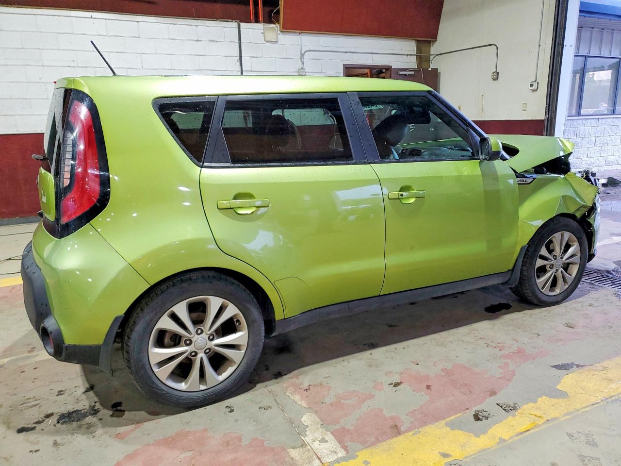 2015 Kia Soul + Green vin: KNDJP3A53F7769703