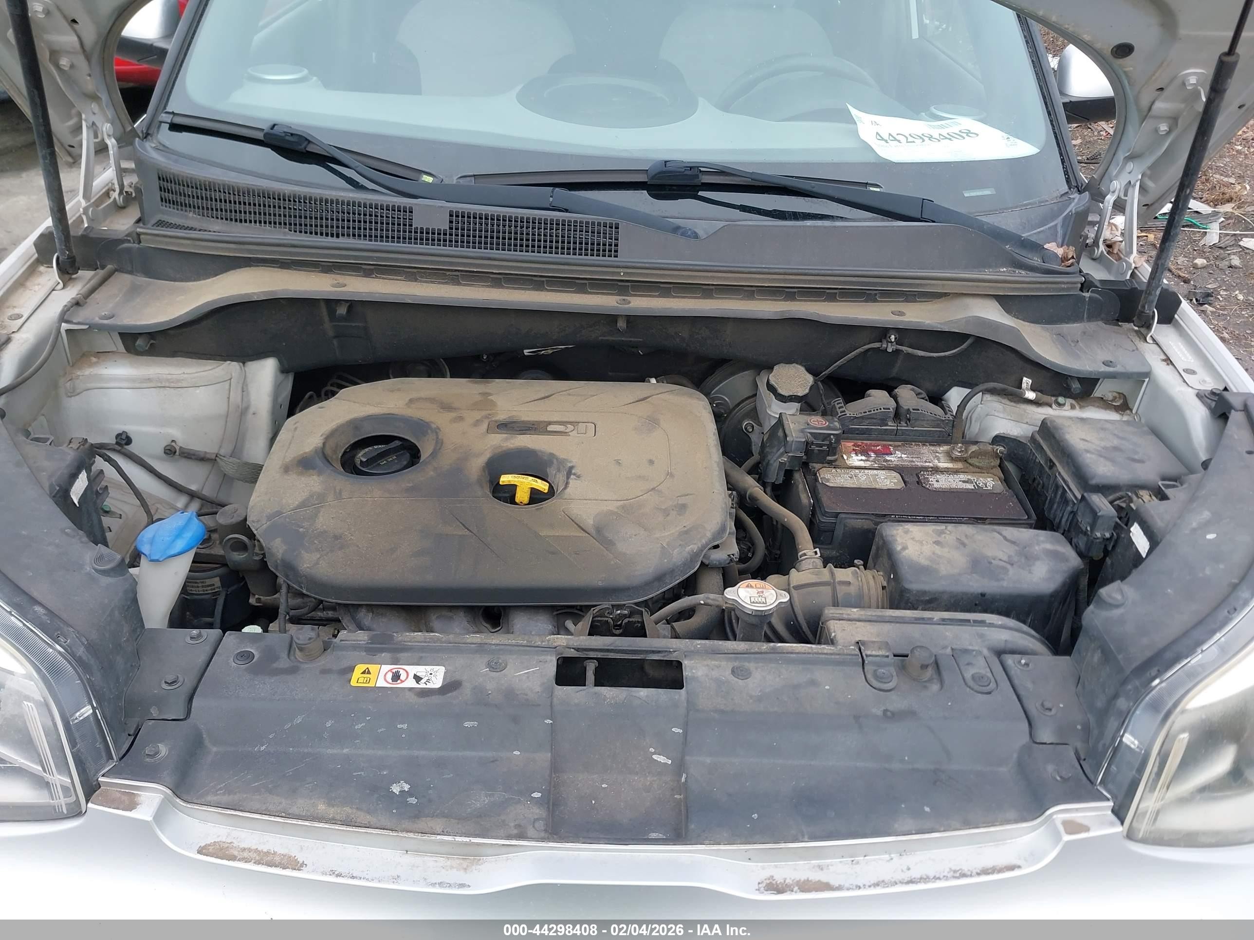 2015 Kia Soul + Серебряный vin: KNDJP3A53F7781852