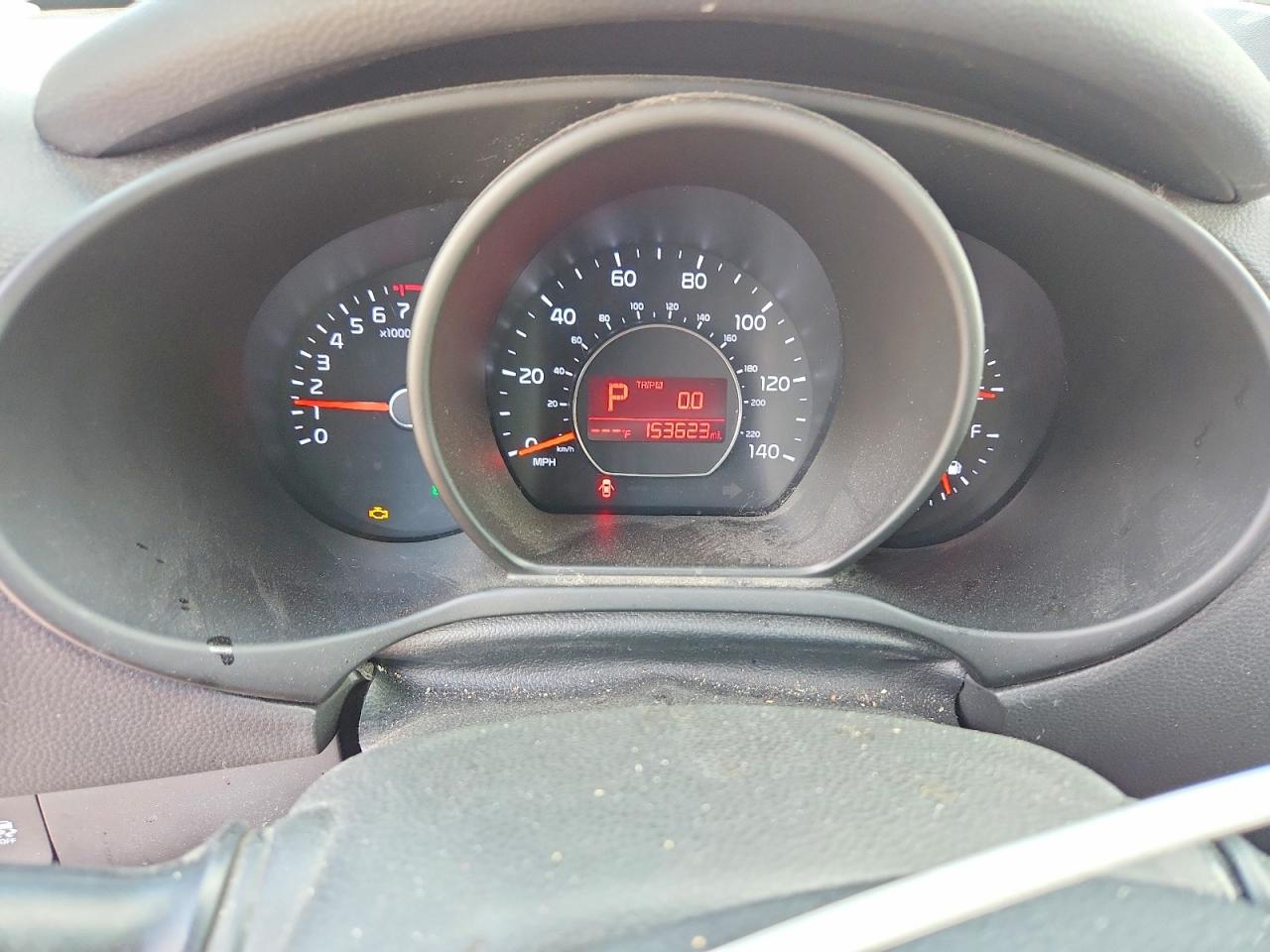 2015 Kia Soul + Black vin: KNDJP3A53F7787652