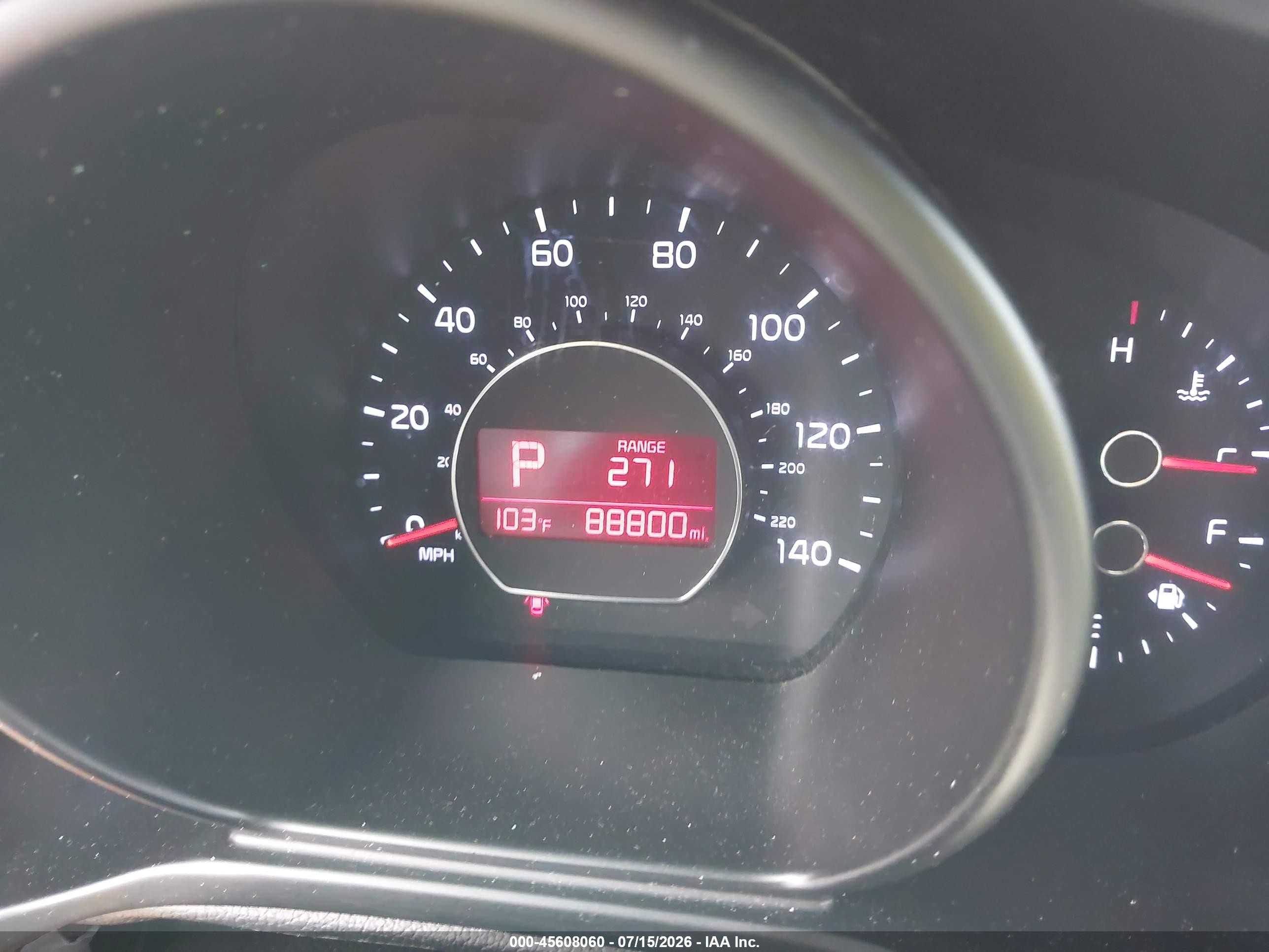 2015 Kia Soul + White vin: KNDJP3A53F7791605