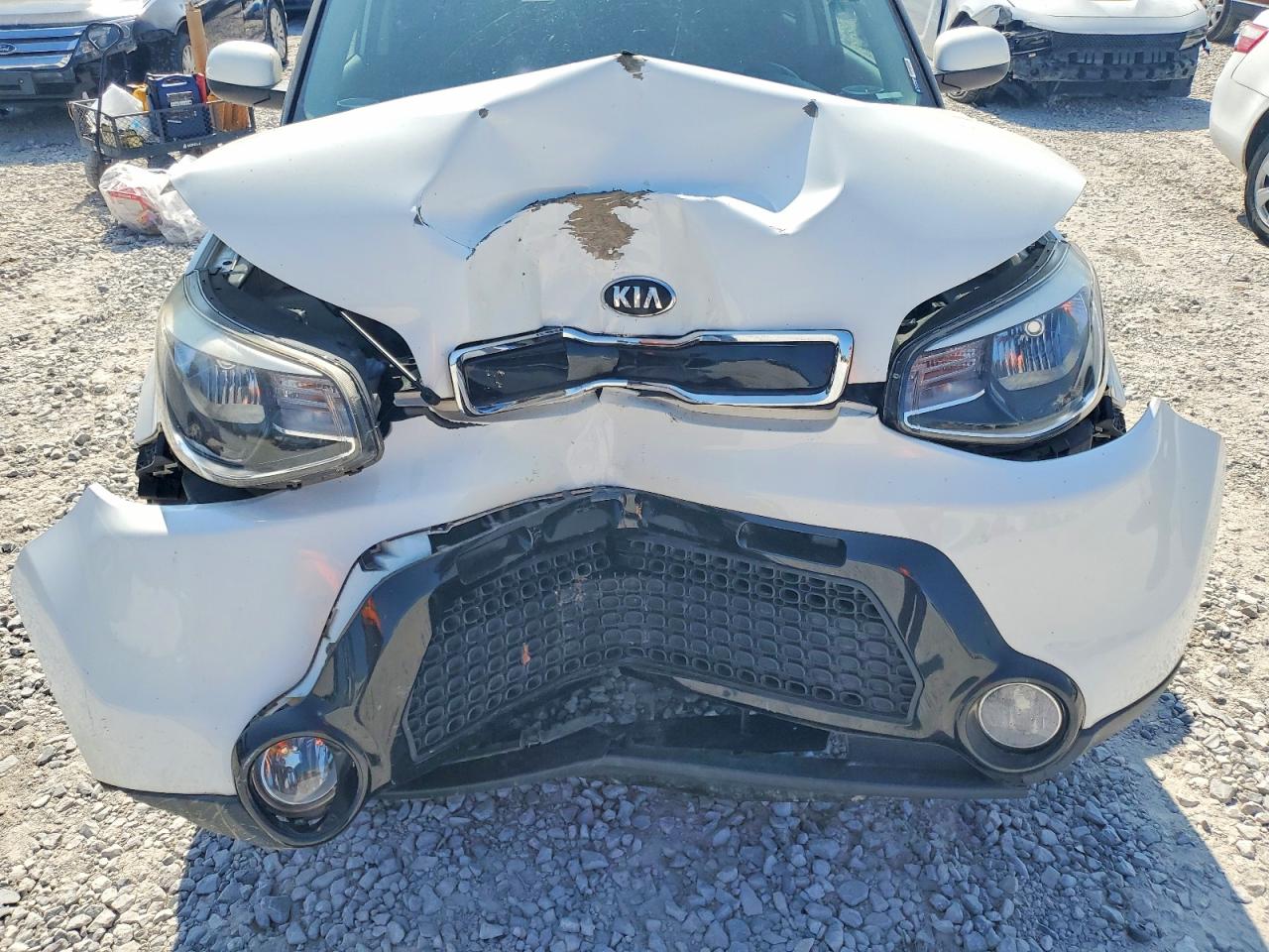 2016 Kia Soul + White vin: KNDJP3A53G7302296