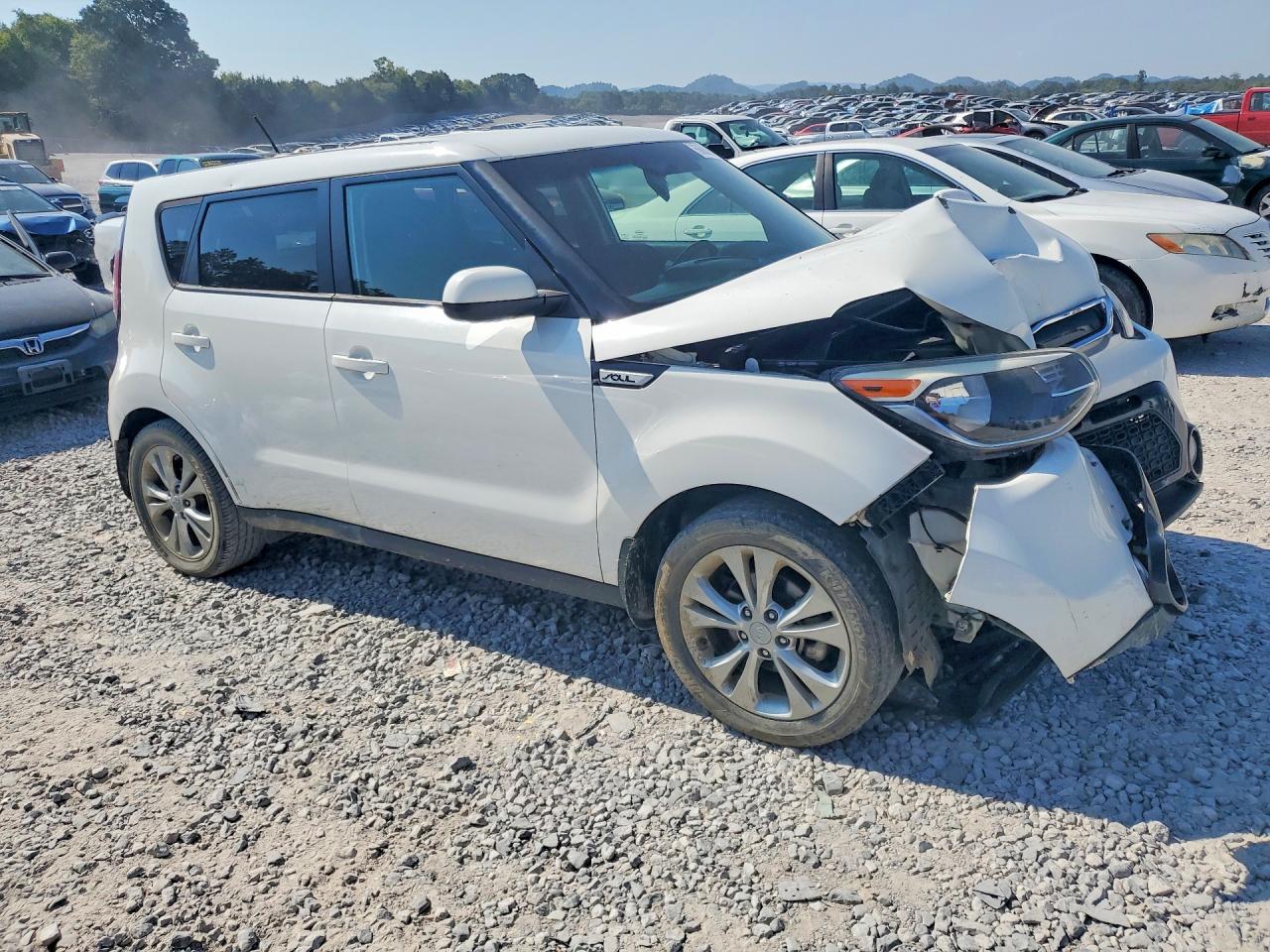 2016 Kia Soul + White vin: KNDJP3A53G7302296