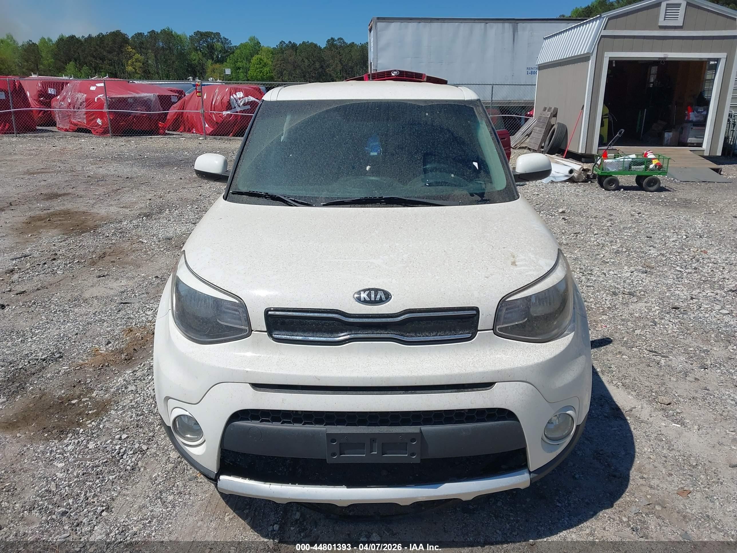 2018 Kia Soul + White vin: KNDJP3A53J7602914