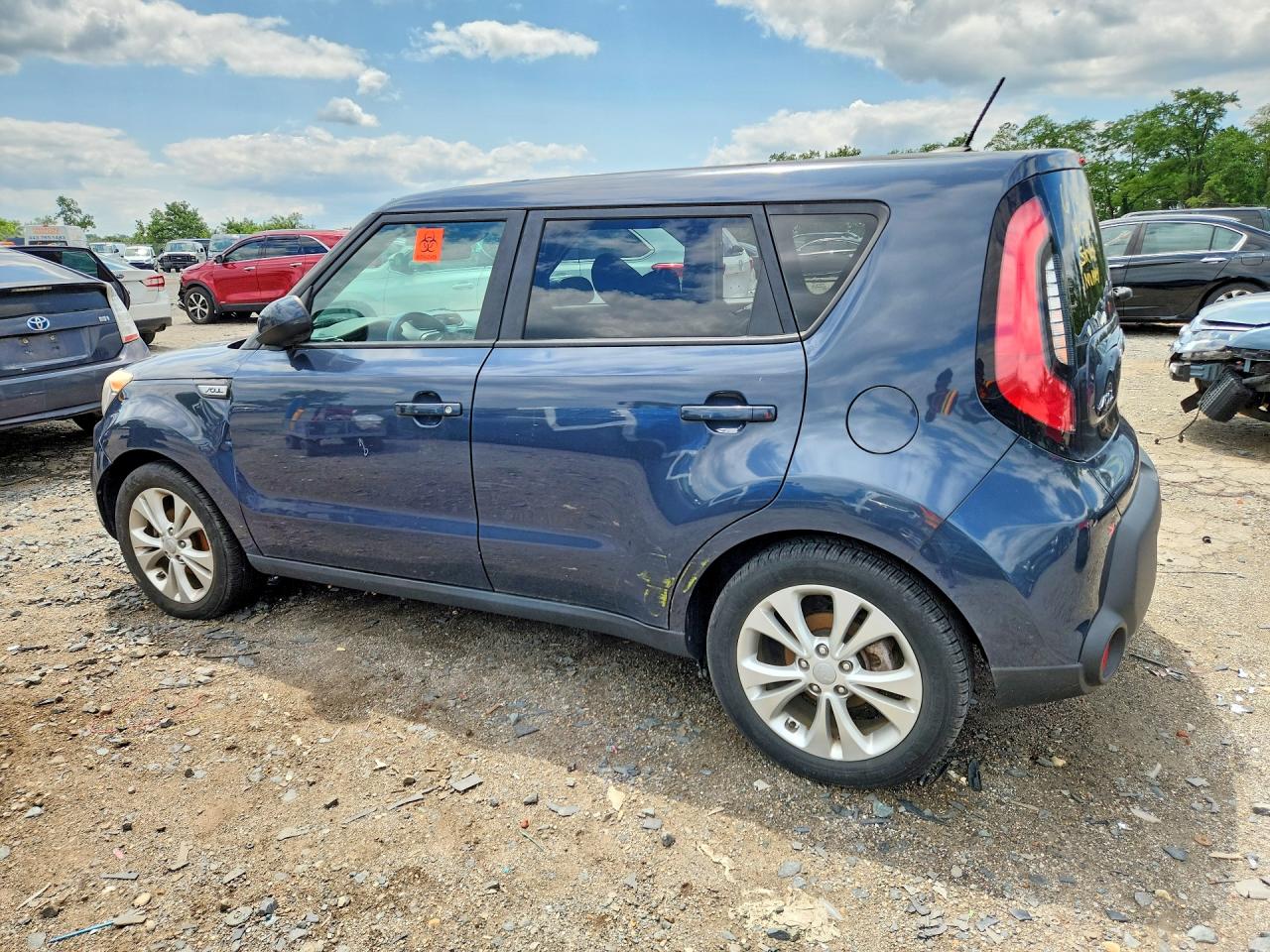 2015 Kia Soul + Charcoal vin: KNDJP3A54F7119424