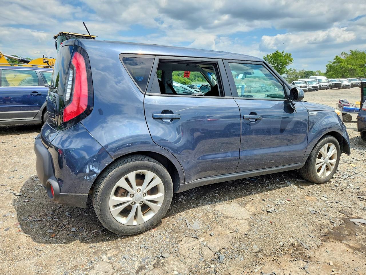 2015 Kia Soul + Charcoal vin: KNDJP3A54F7119424