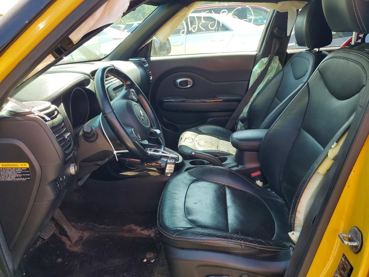 2015 Kia Soul + Yellow vin: KNDJP3A54F7137809