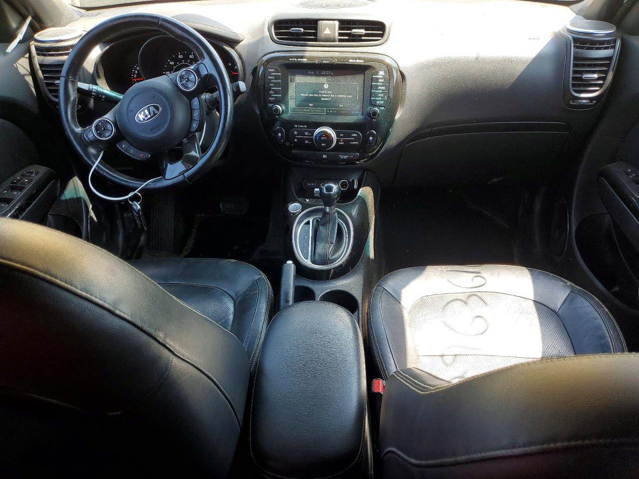 2015 Kia Soul + Yellow vin: KNDJP3A54F7137809