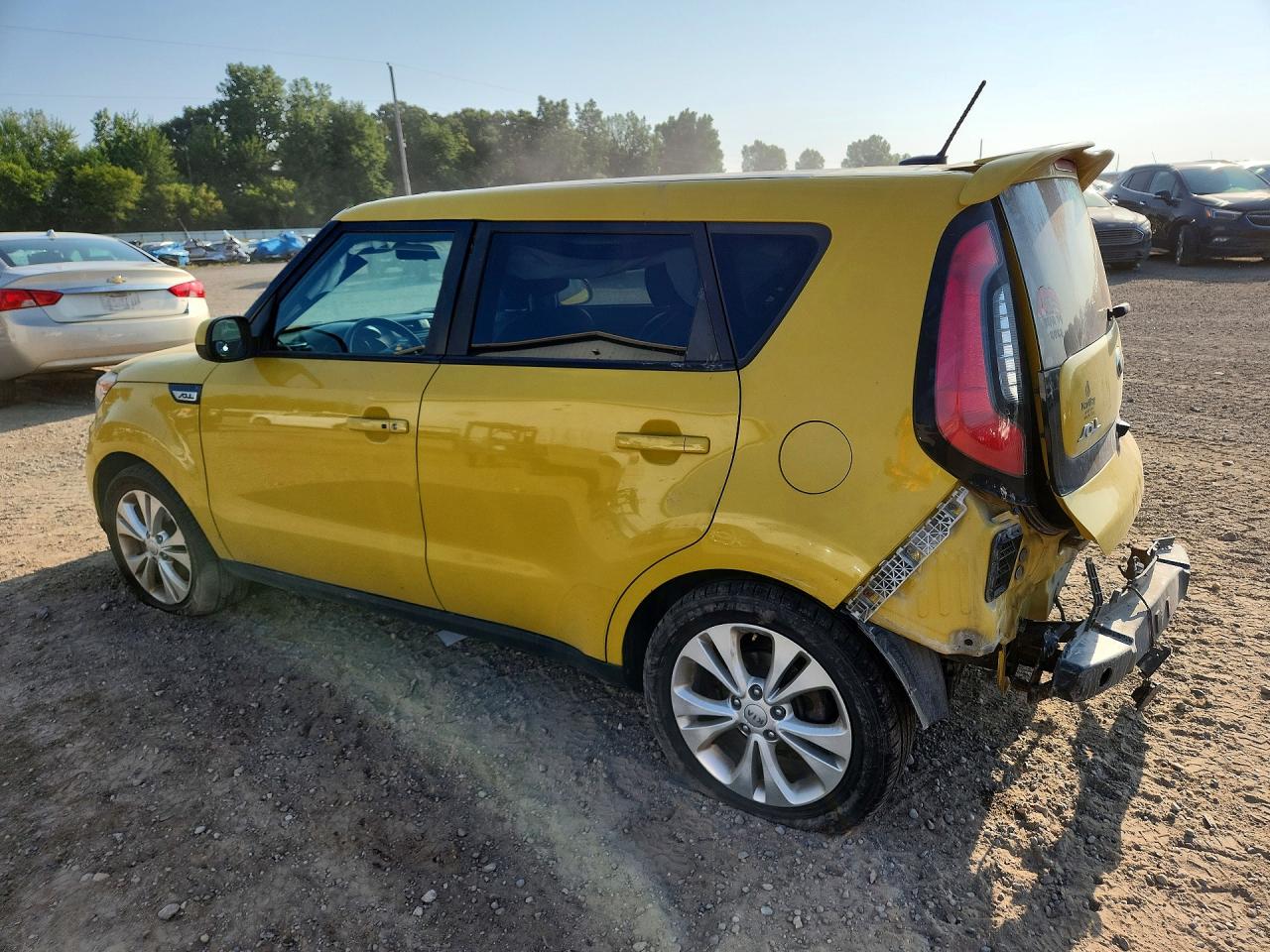 2015 Kia Soul + Yellow vin: KNDJP3A54F7137809