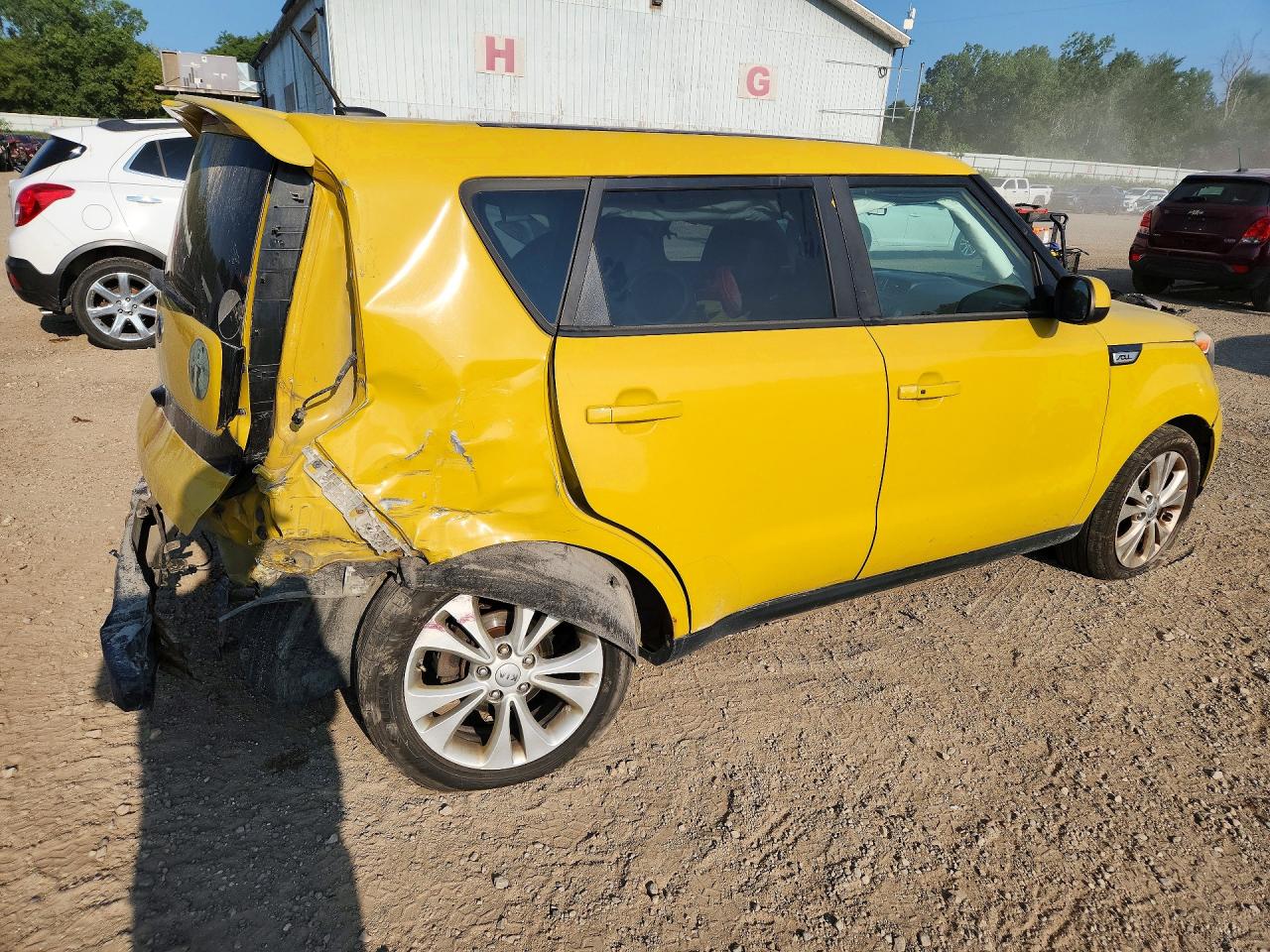 2015 Kia Soul + Yellow vin: KNDJP3A54F7137809