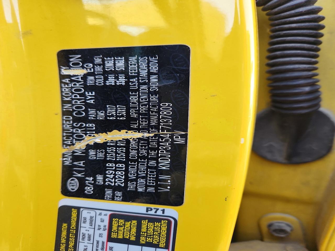 2015 Kia Soul + Yellow vin: KNDJP3A54F7137809